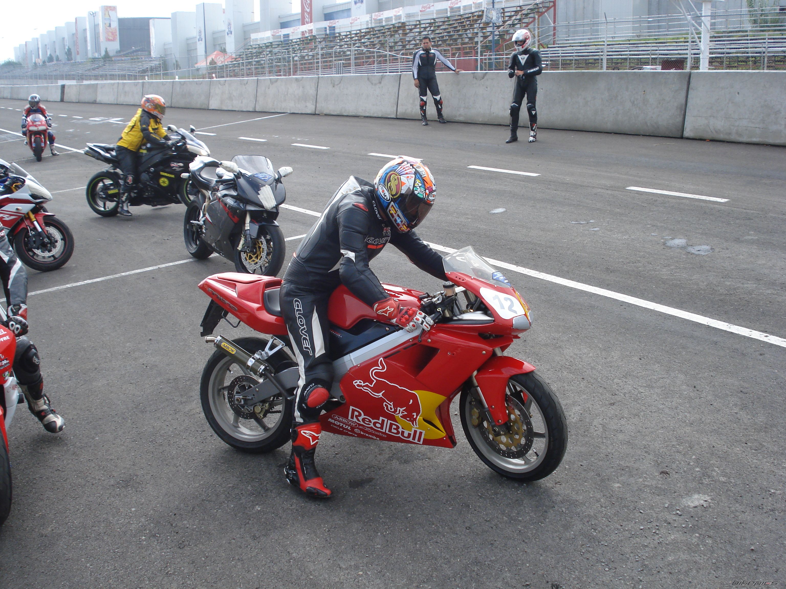 Bike Photo 1398361