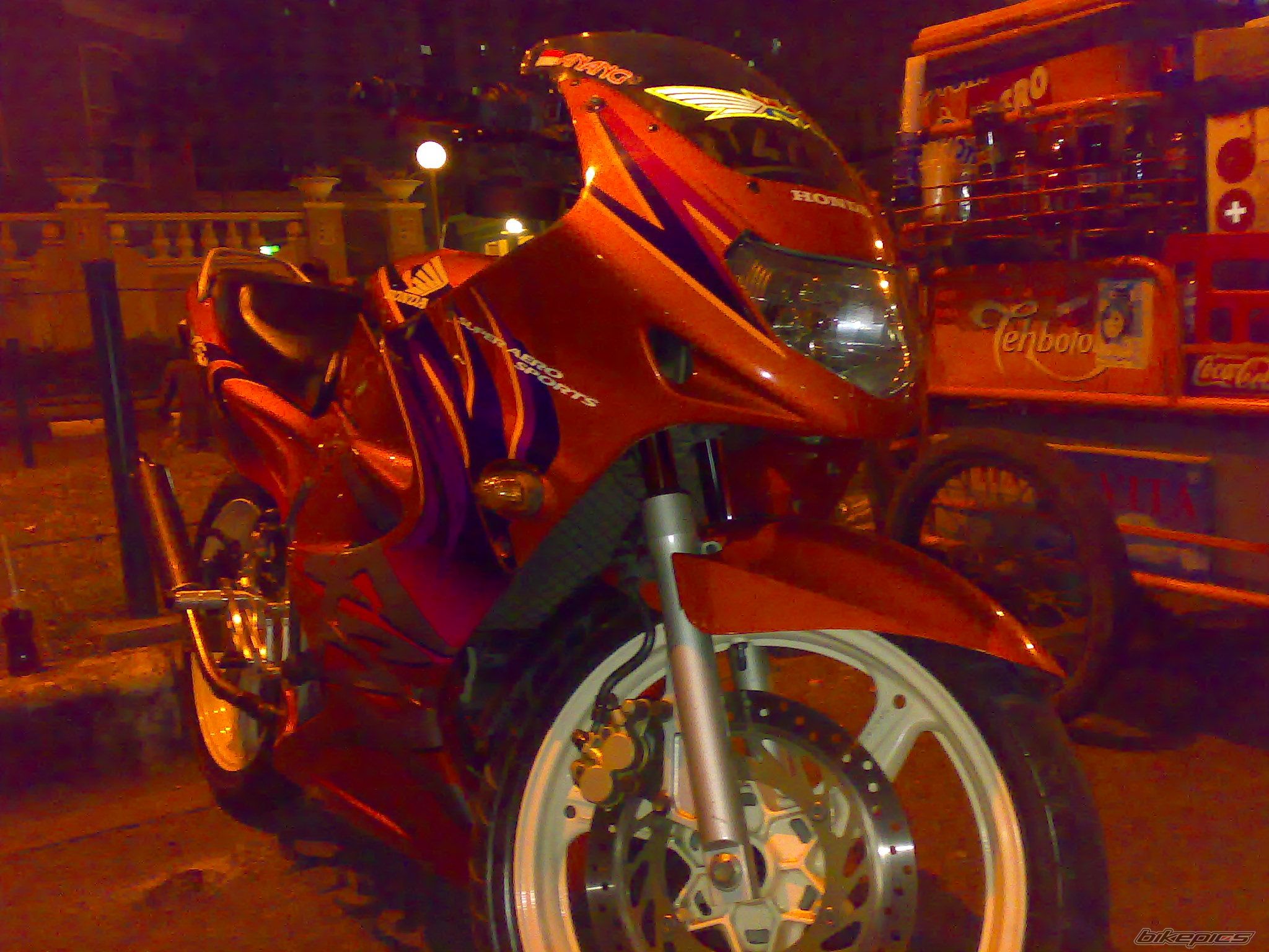 Photo 1398559