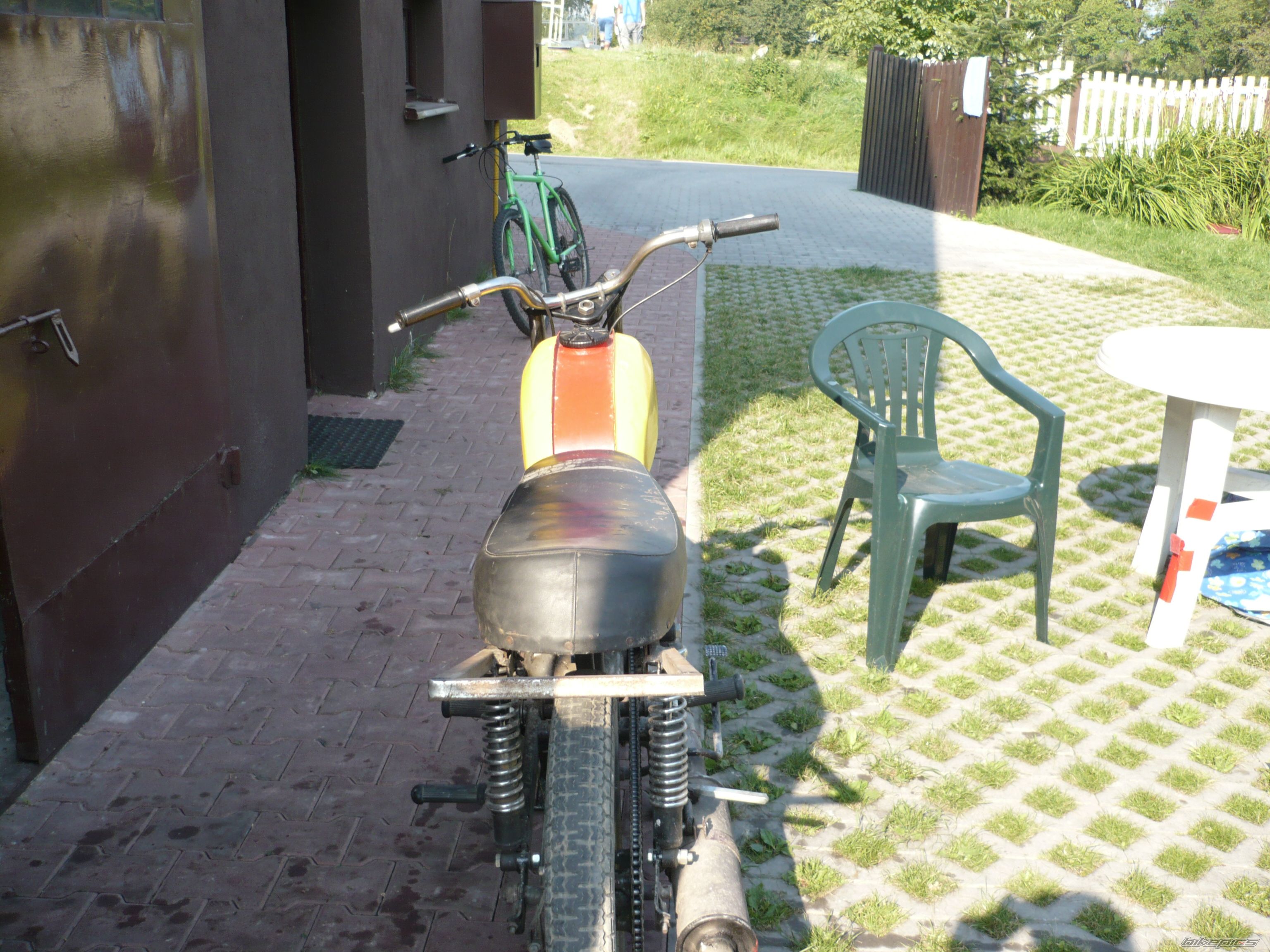 Photo 1398587