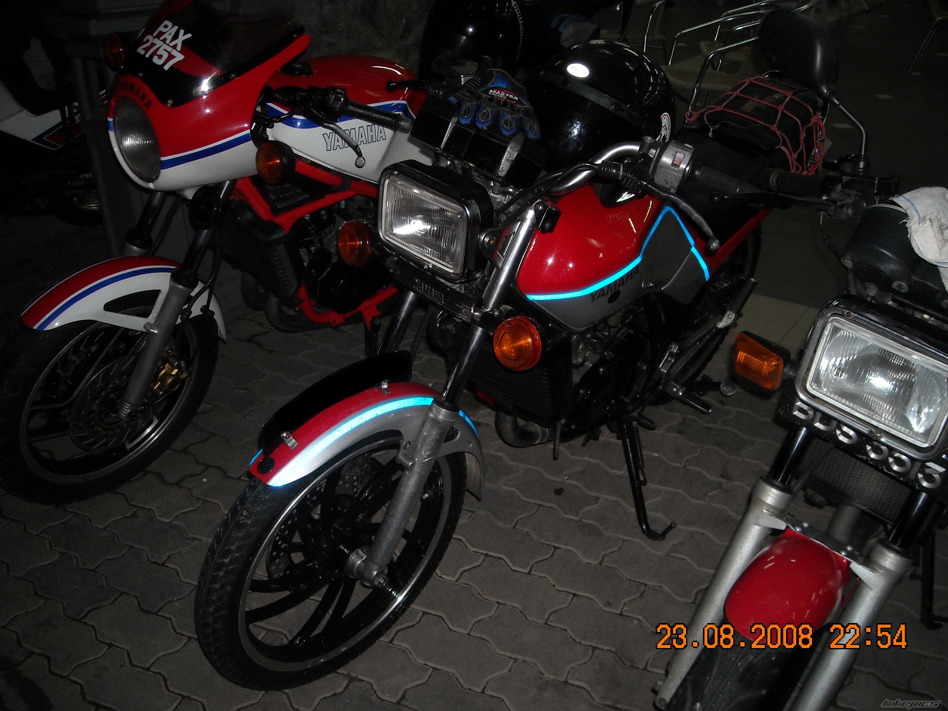 Photo 1398706