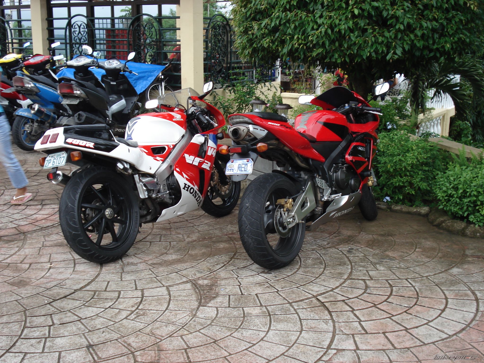 Bike Photo 1398755