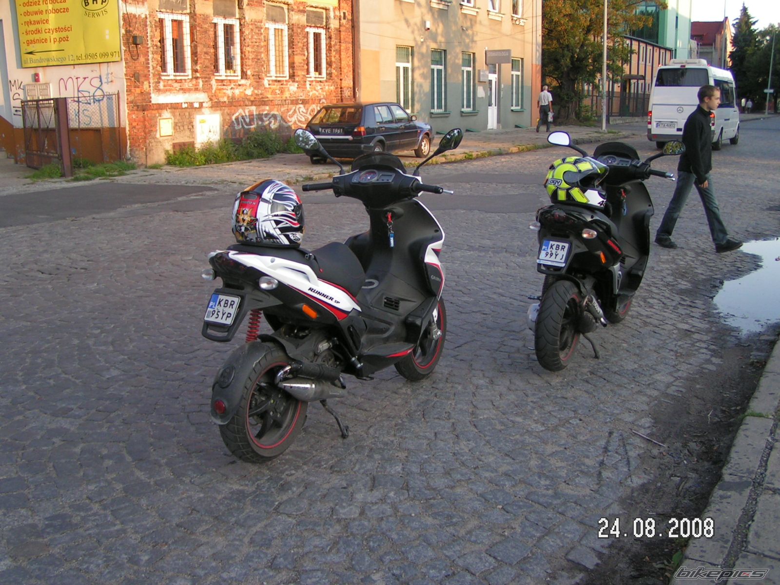 Photo 1398868