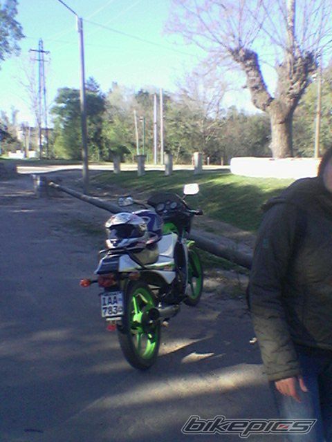 Photo 1398929