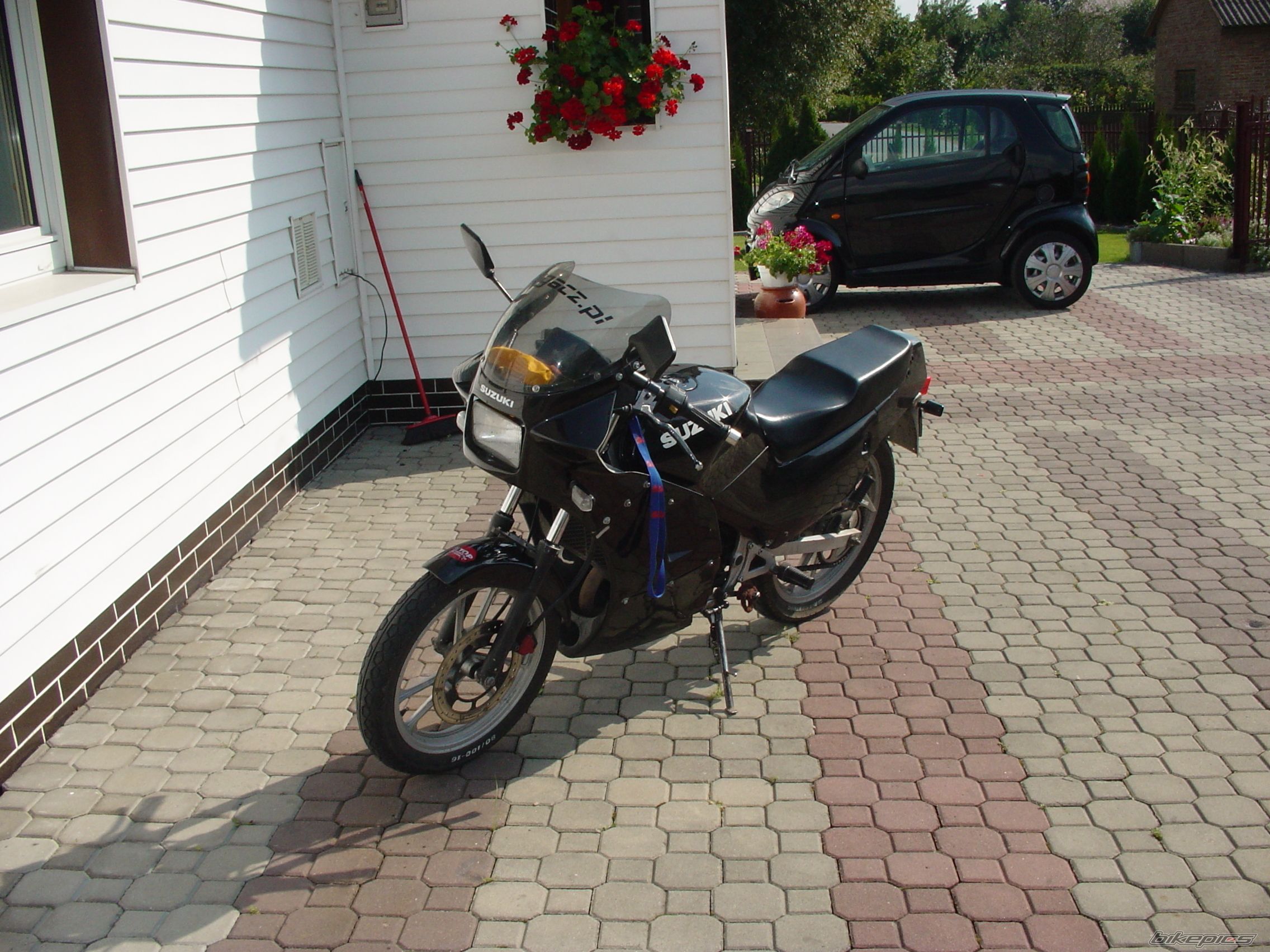 Photo 1399192