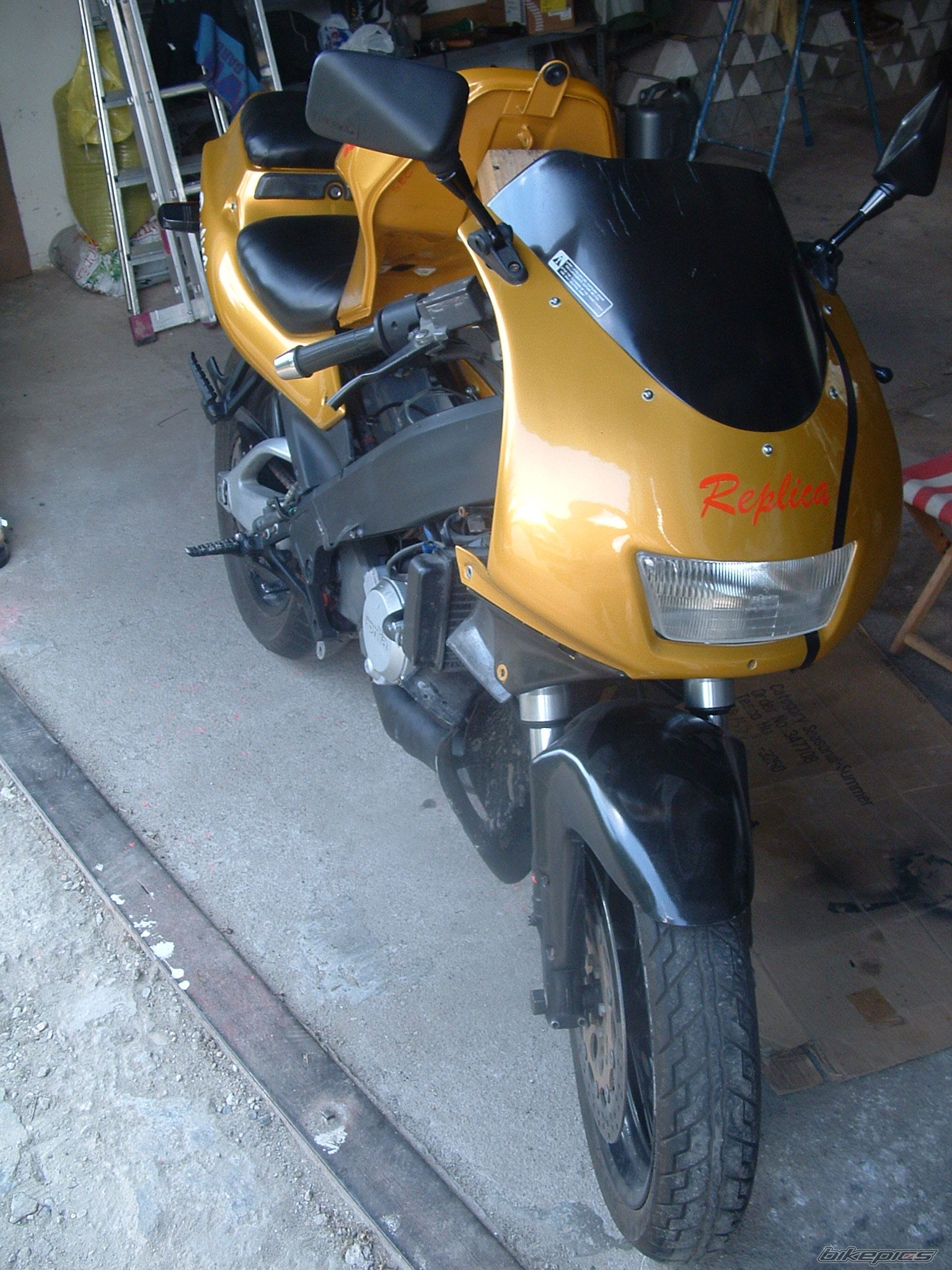 Photo 1399260