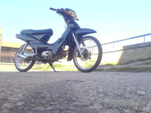 Photo 1399638