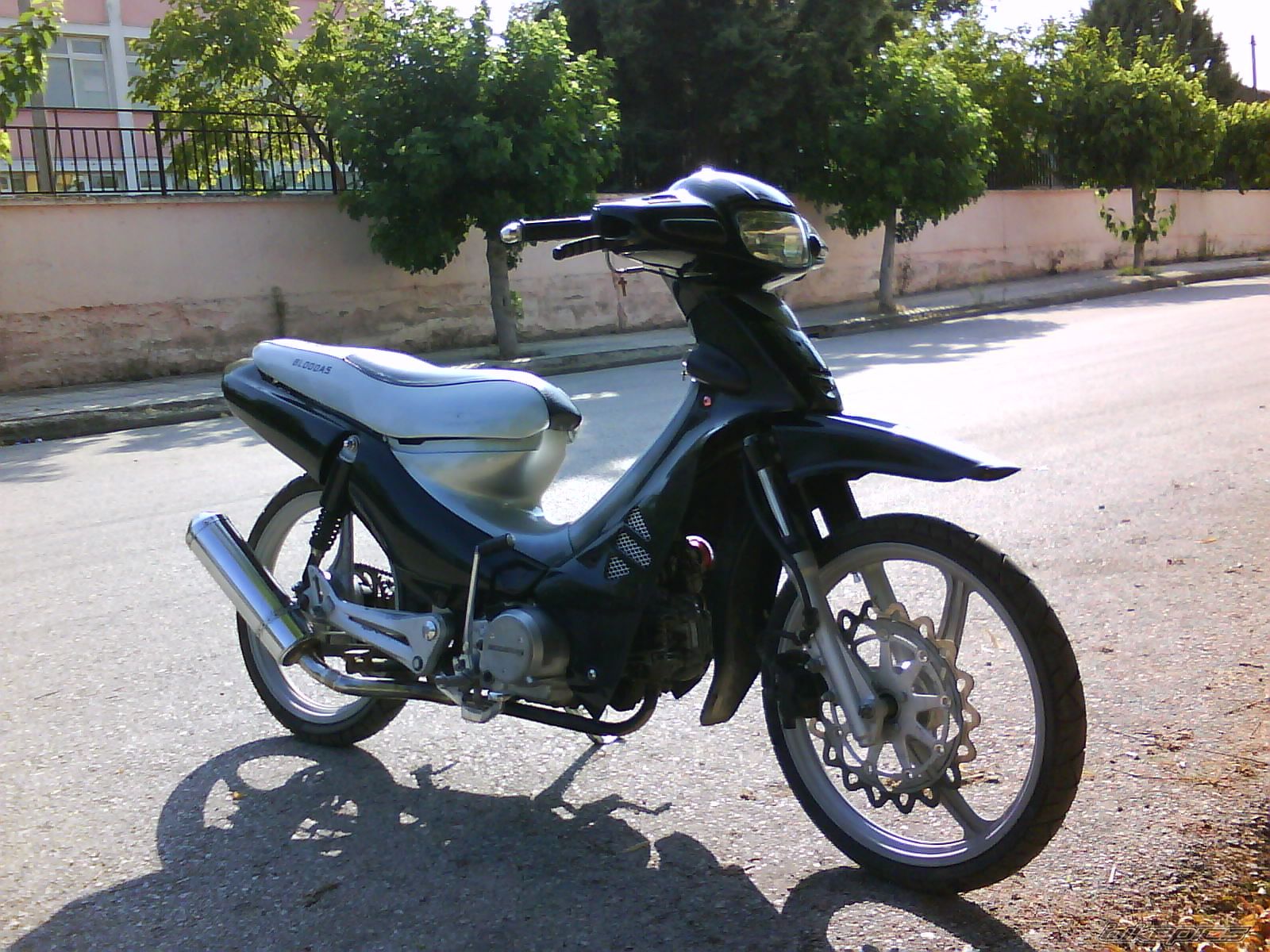 Photo 1399705