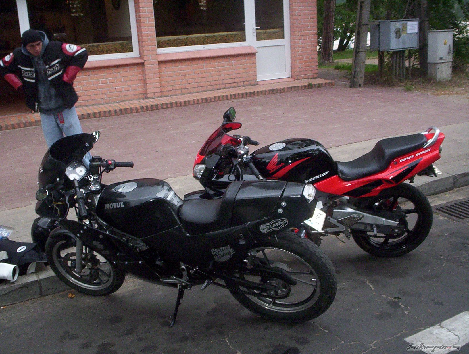 Bike Photo 1399826