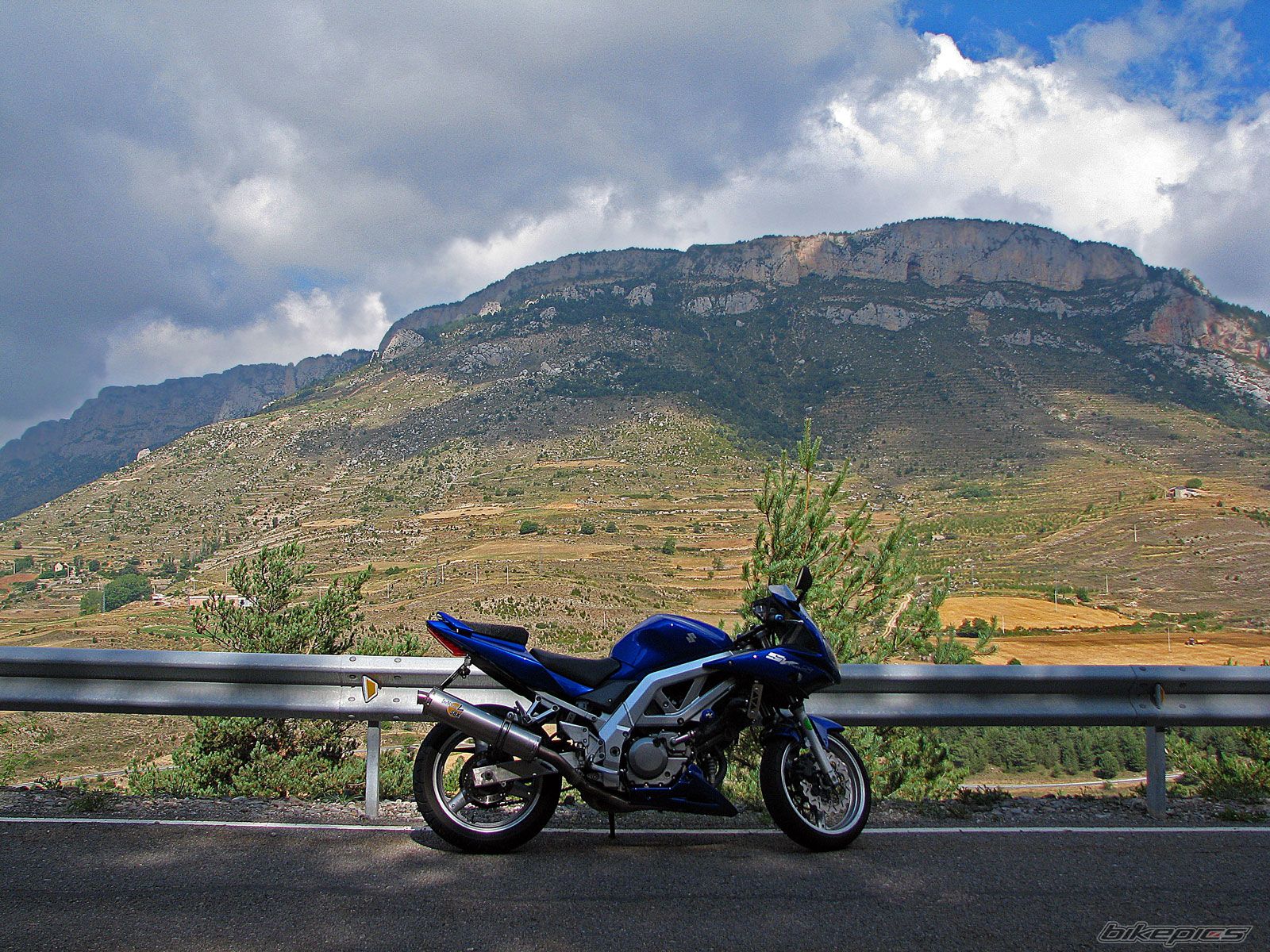 Bike Photo 1399864