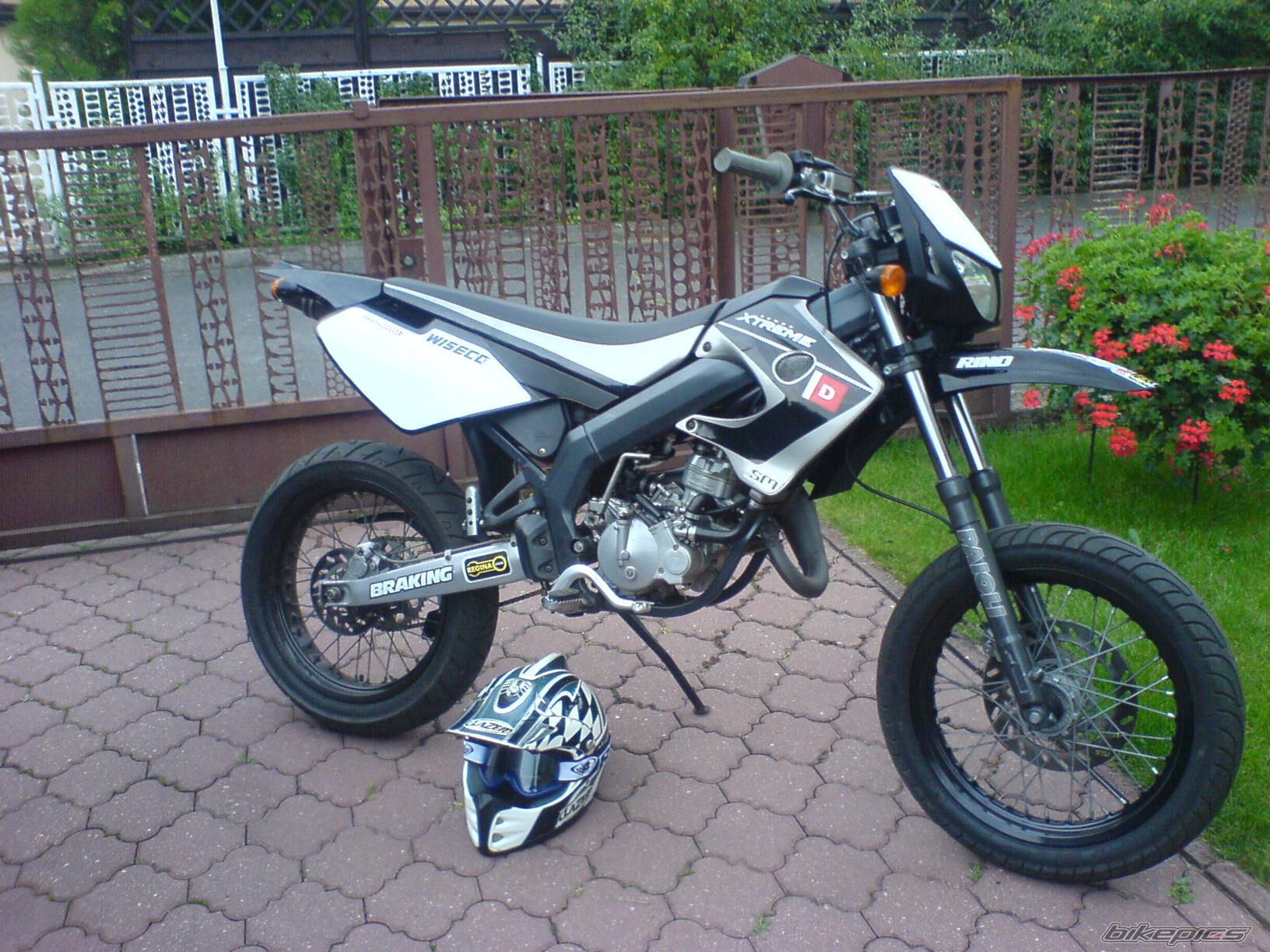 Photo 1399993