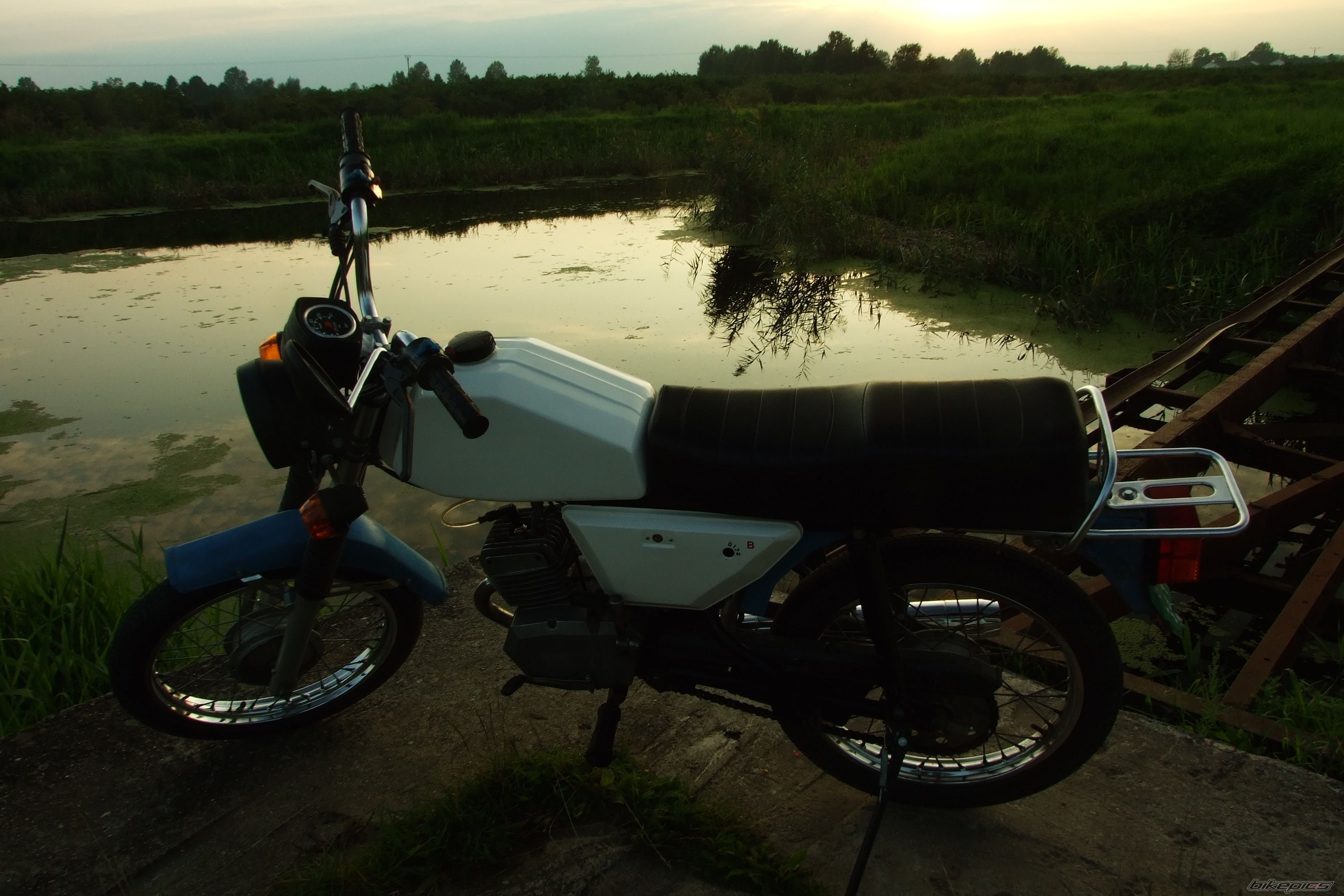 Photo 1401674