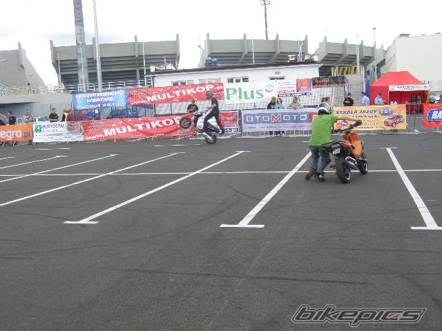 Photo 1401755