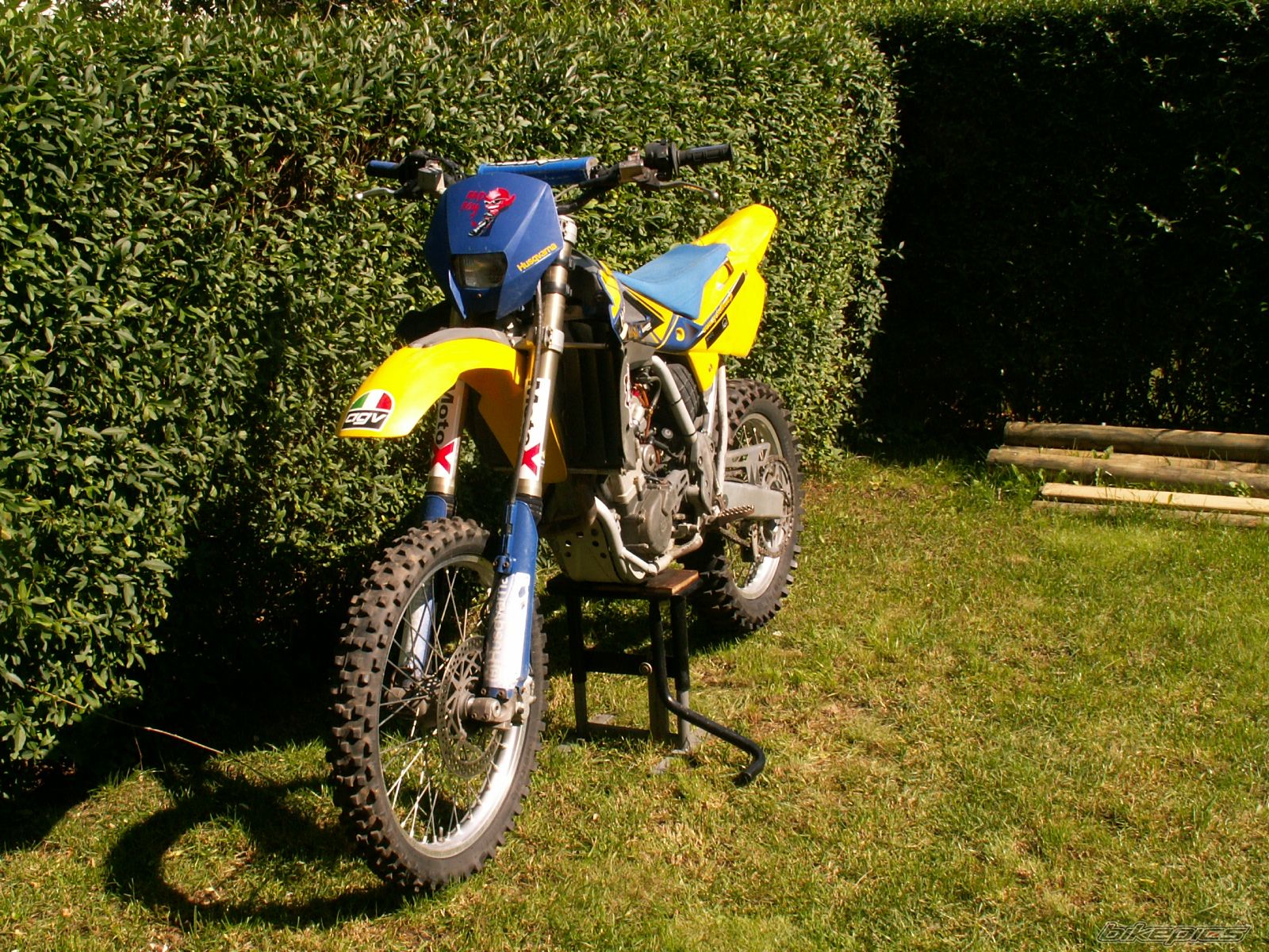 Photo 1401882
