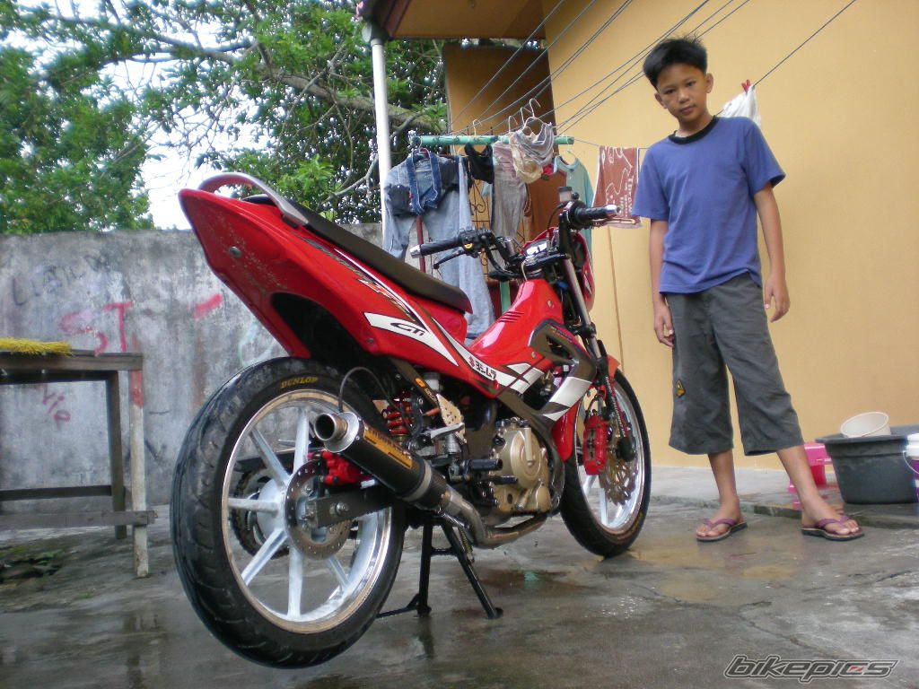 Photo 1402353
