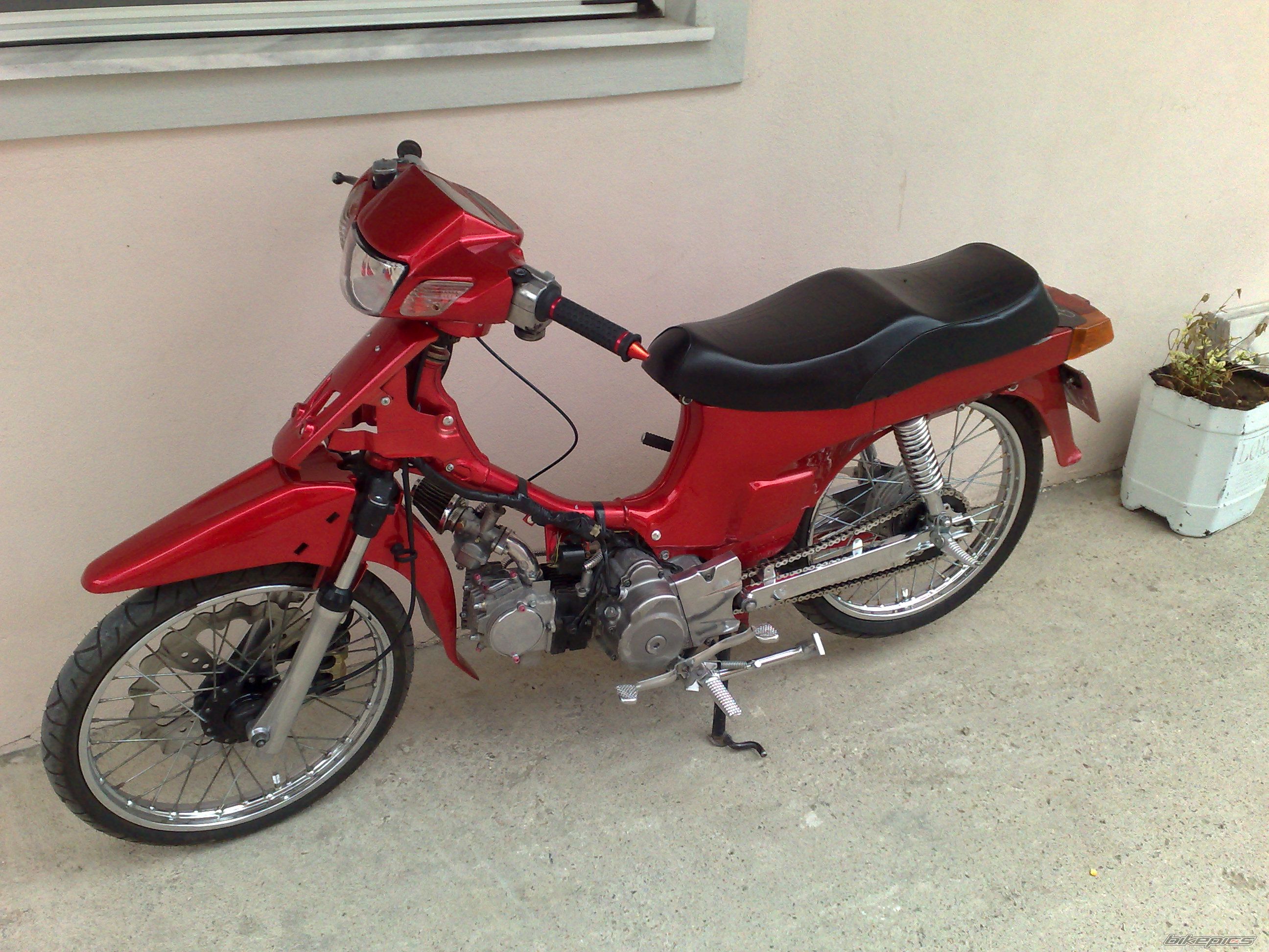 Photo 1402579