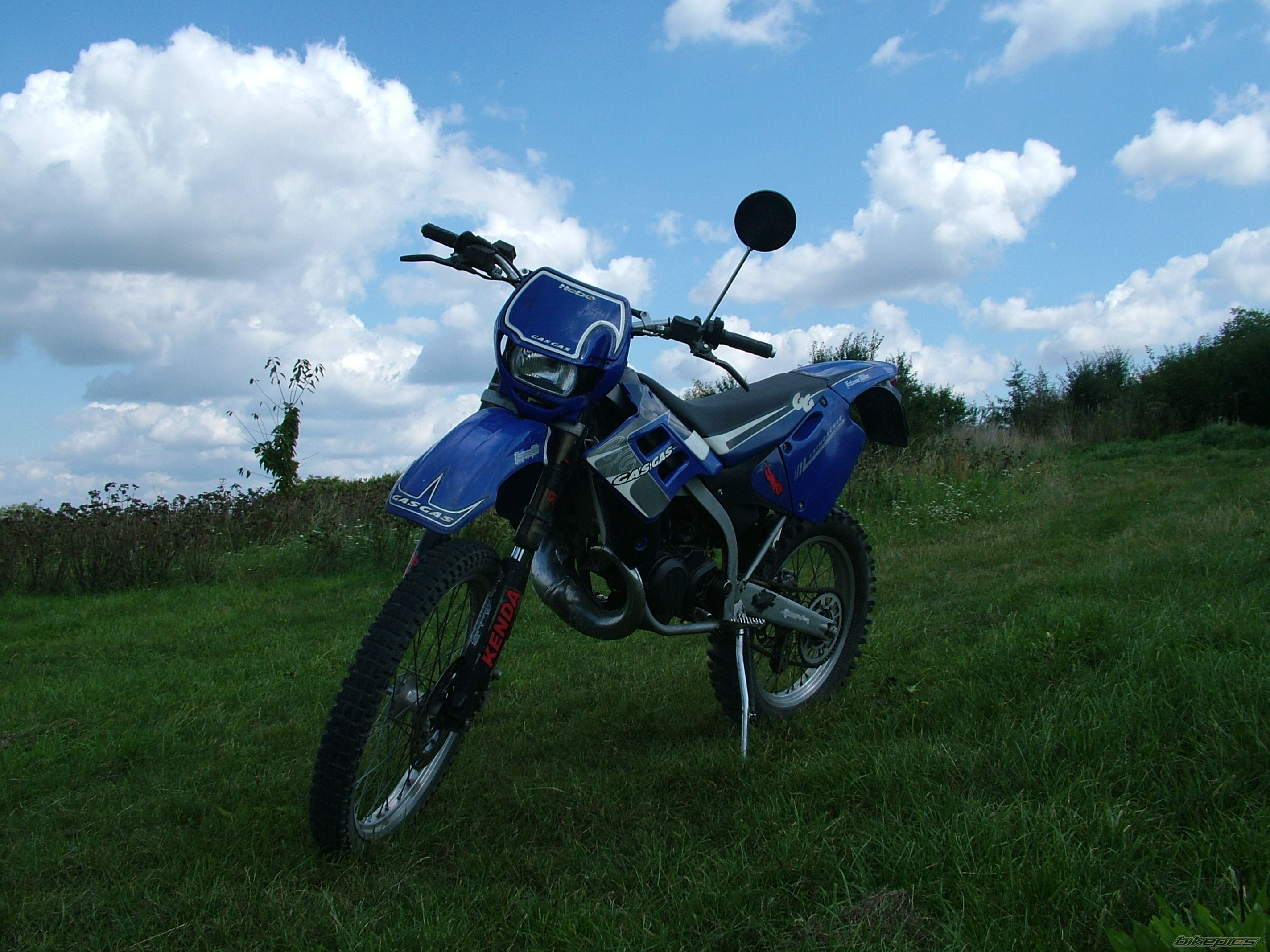 Photo 1402613