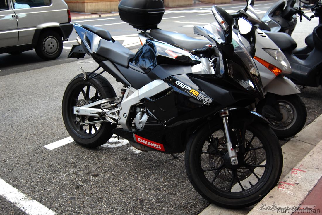 Photo 1402639