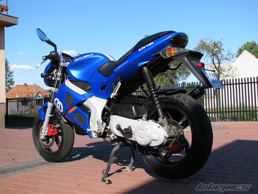Photo 1402889