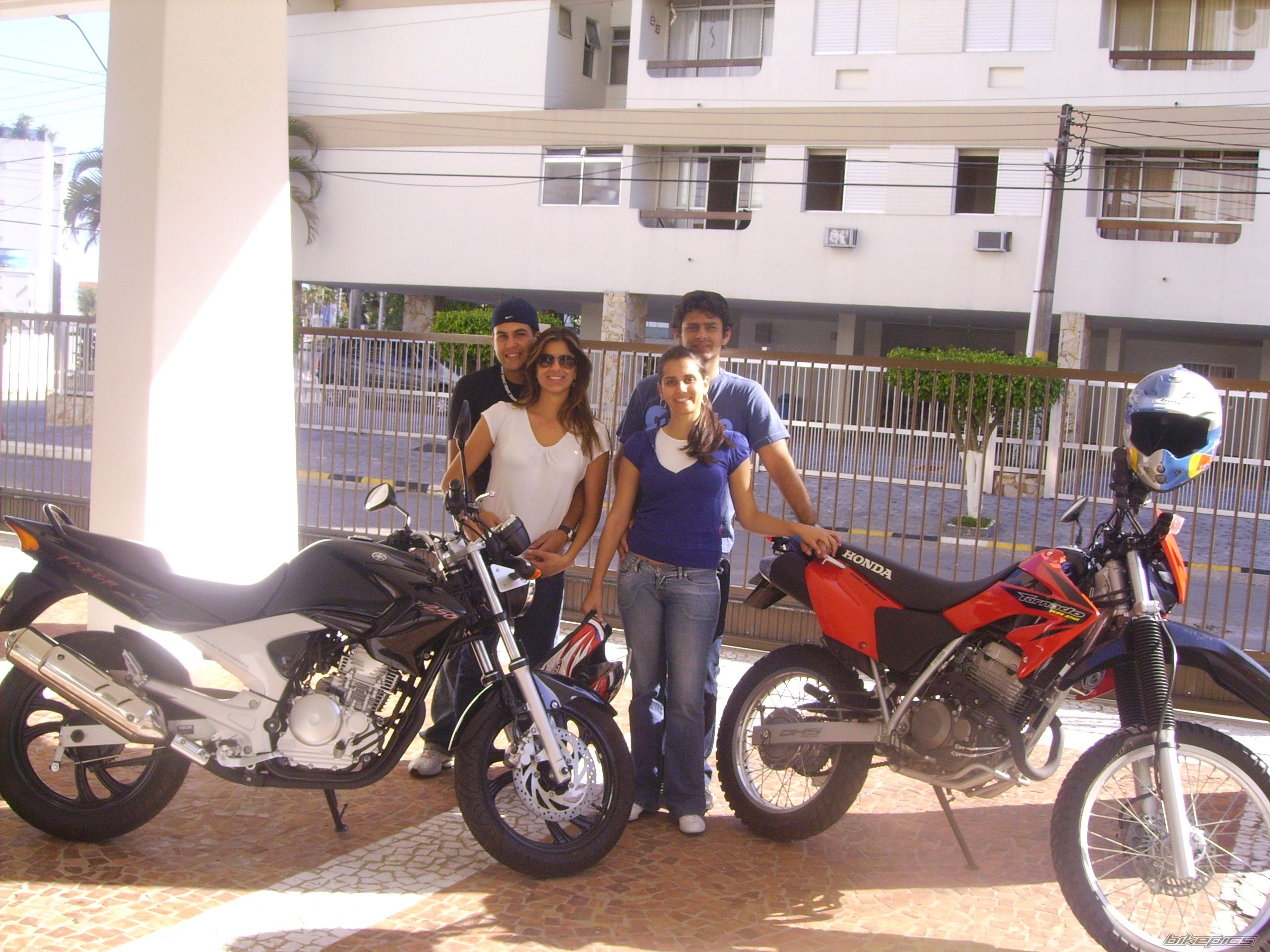 Photo 1402912