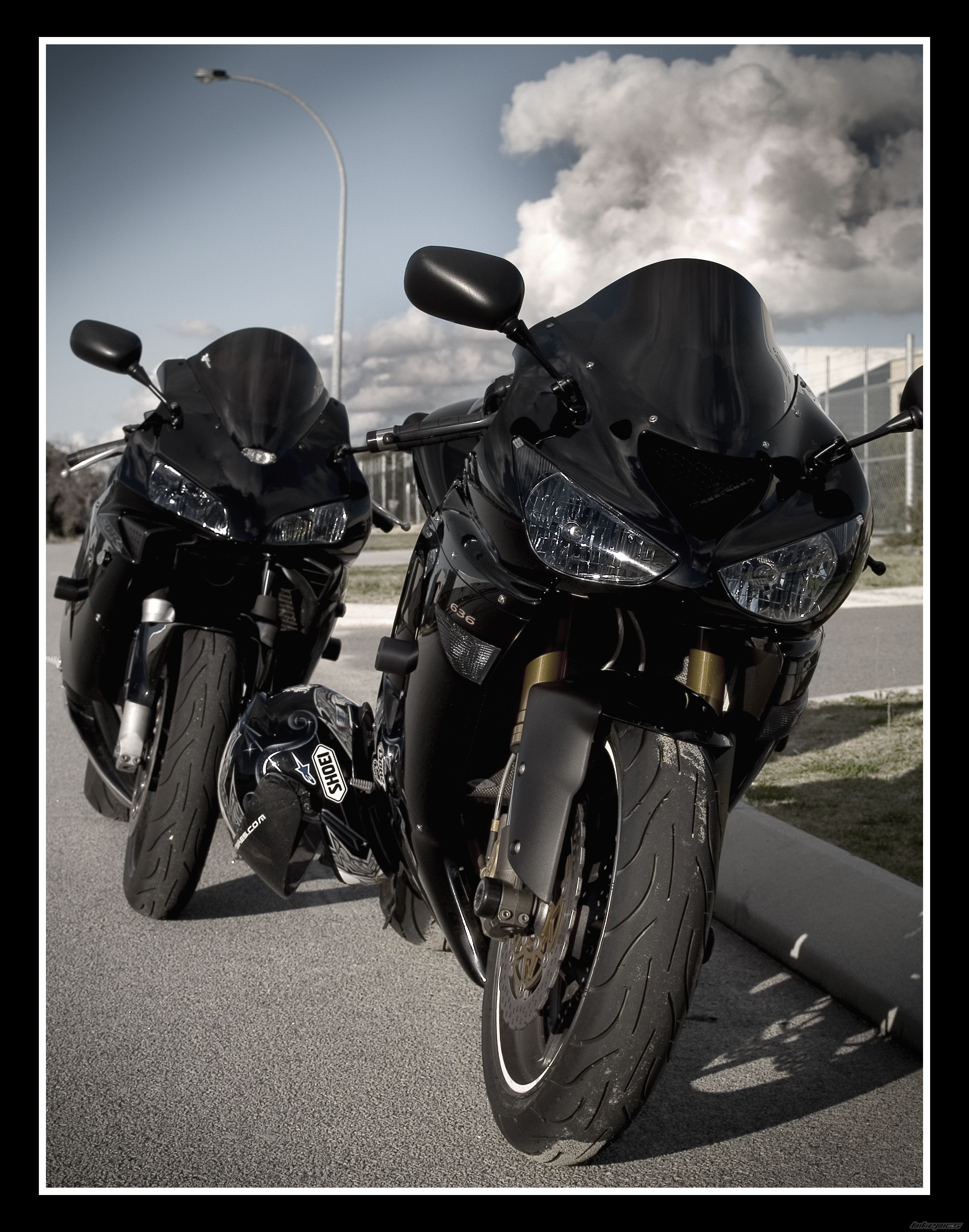 Photo 1403688
