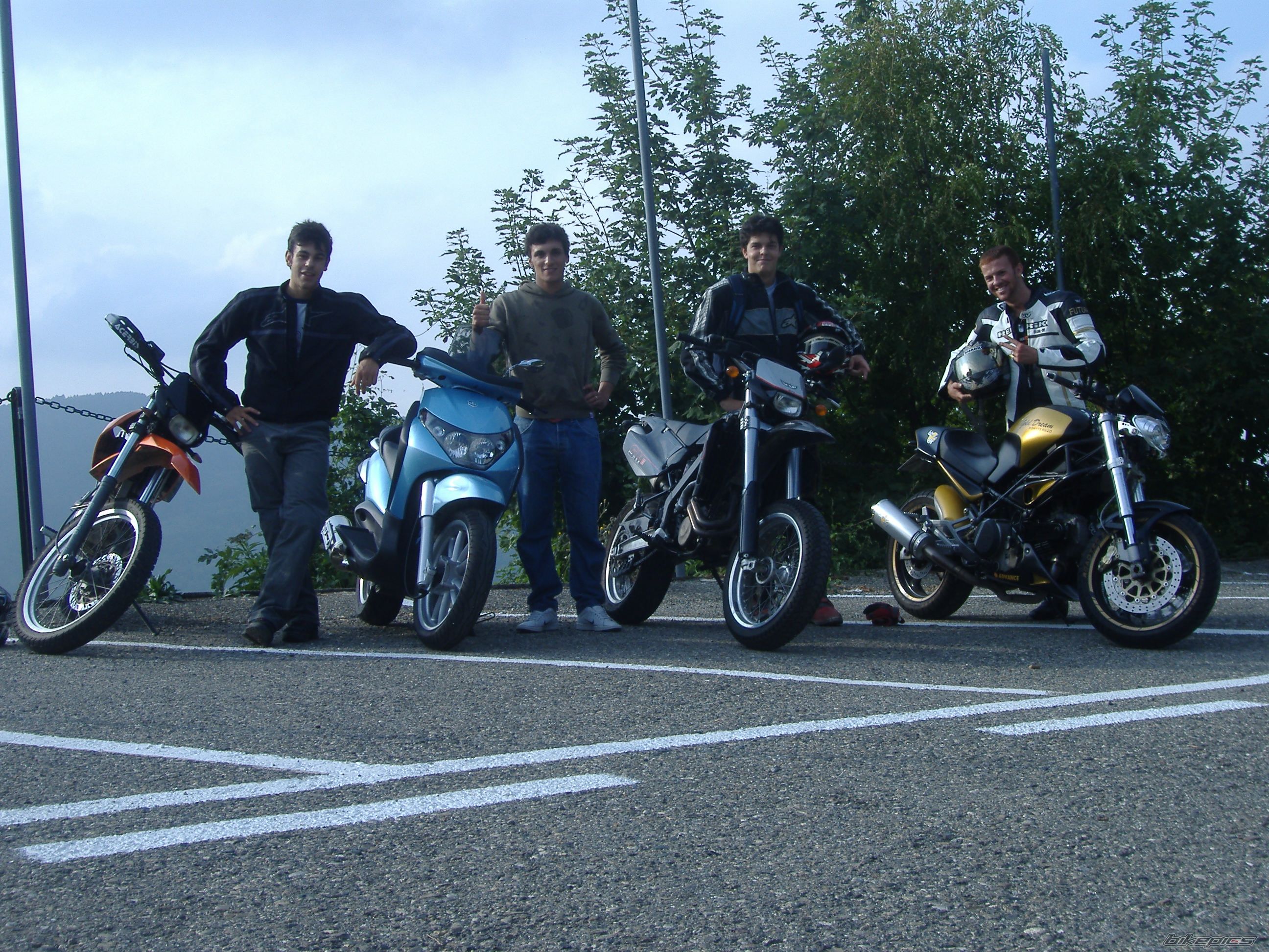 Photo 1403788