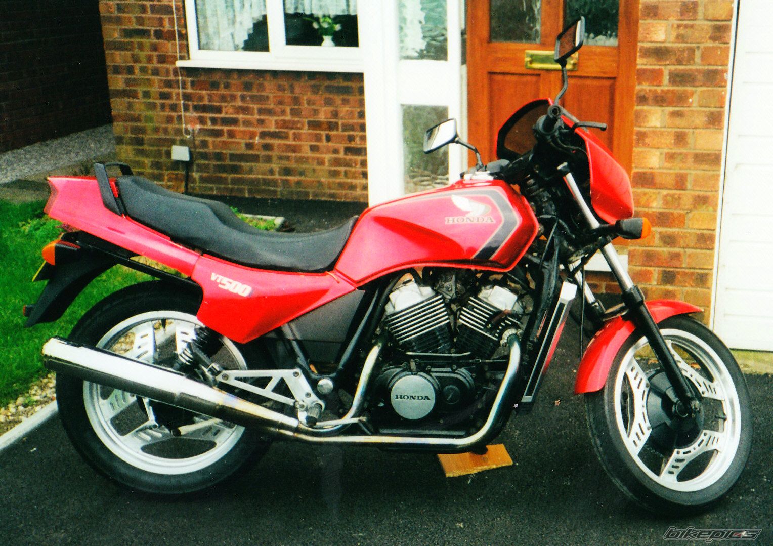Photo 1403799