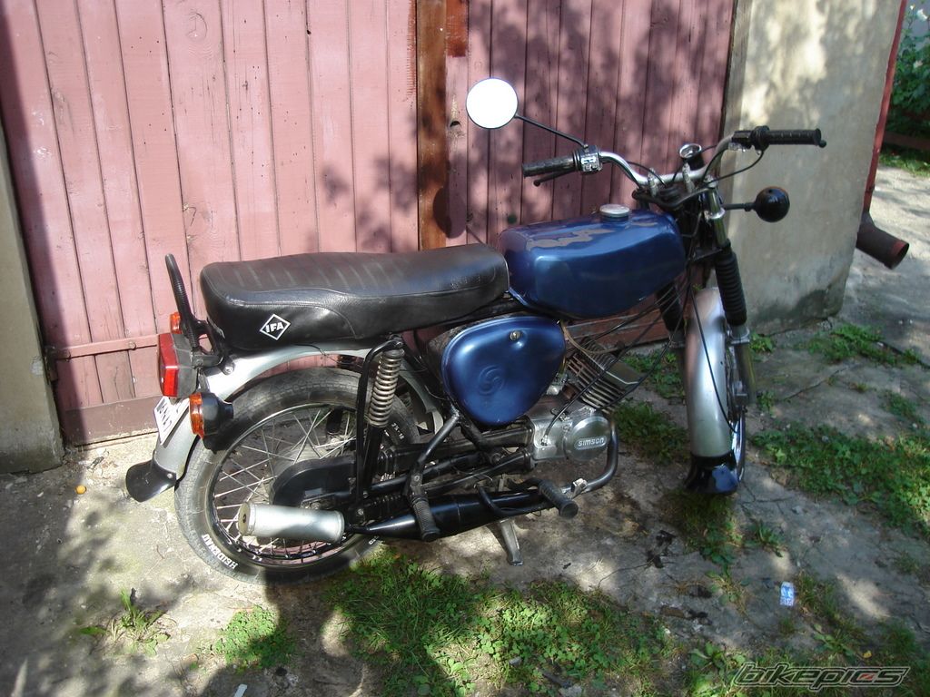 Photo 1403876