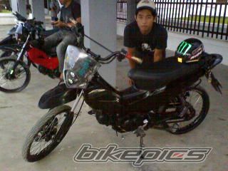 Photo 1403902
