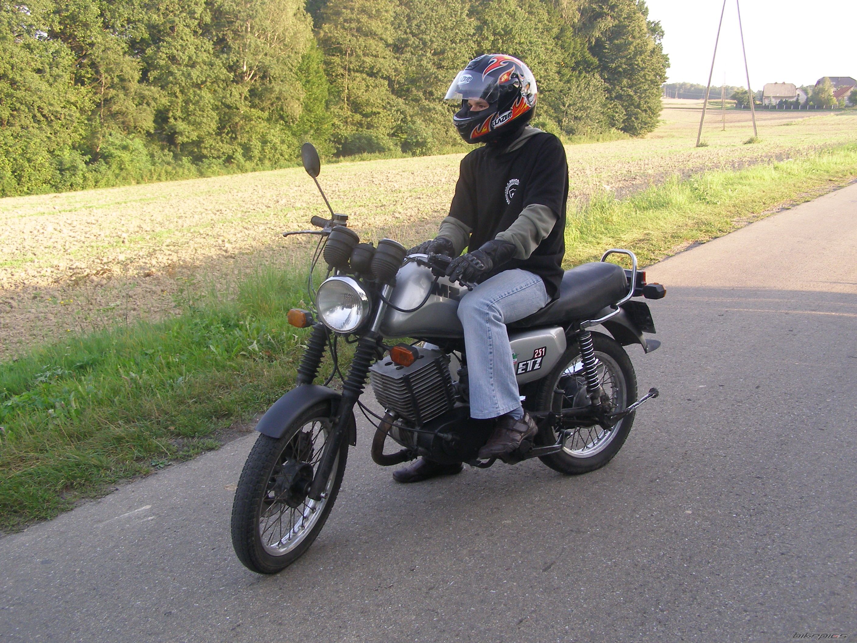 Photo 1404034