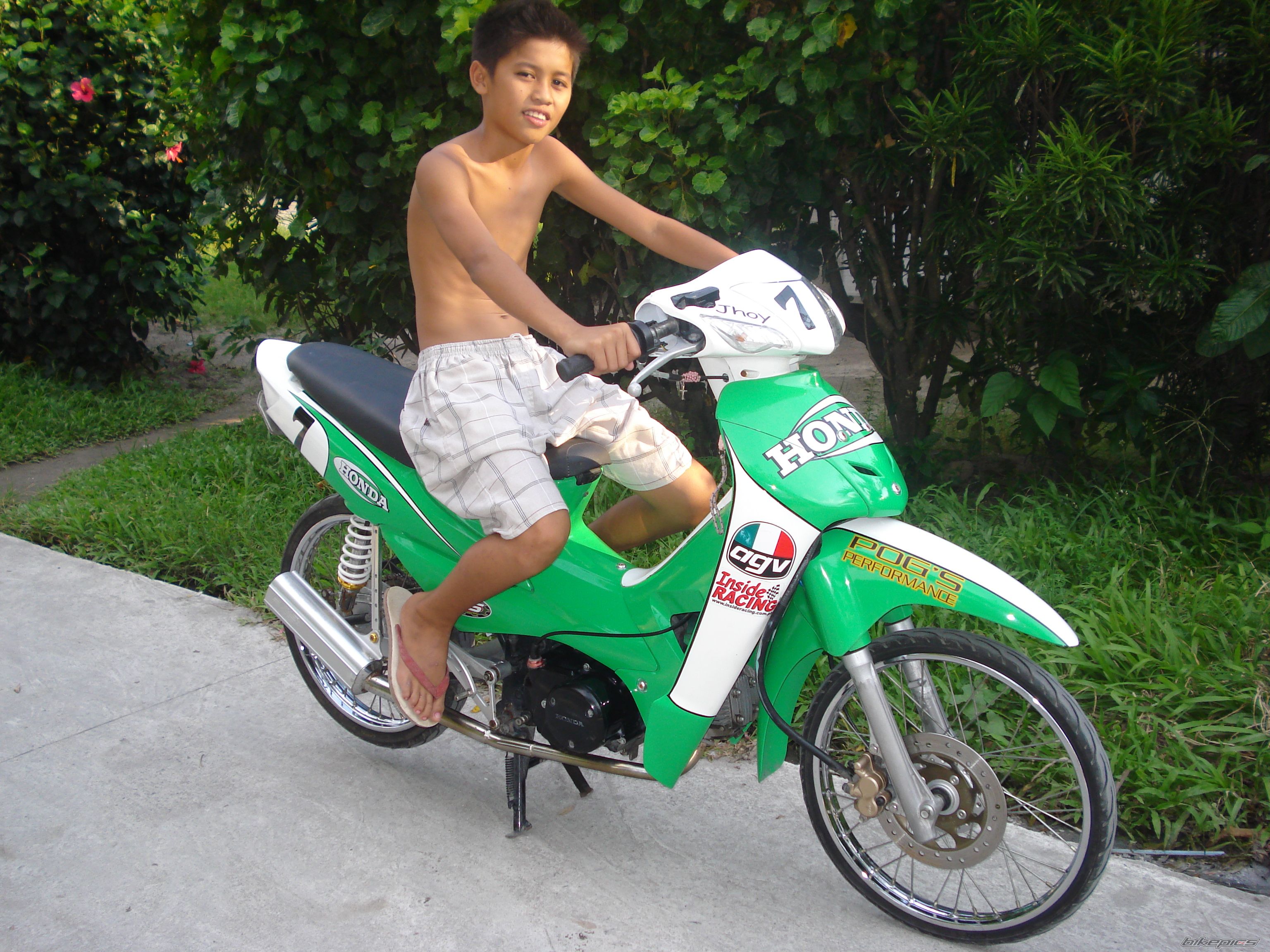 Bike Photo 1404962