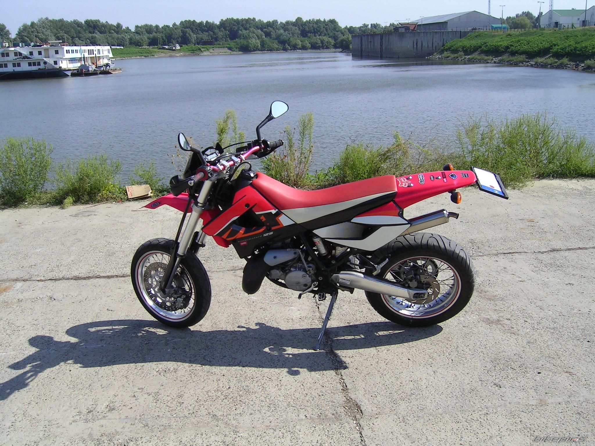 Photo 1404997