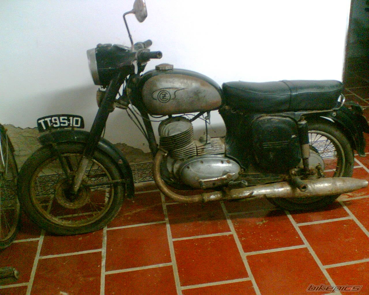 Photo 1405400