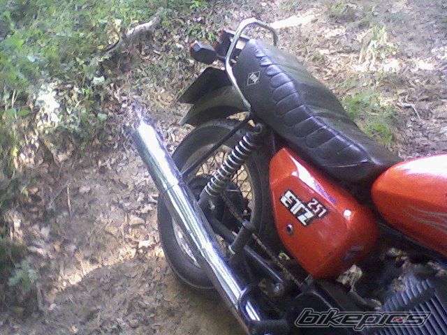 Photo 1405572