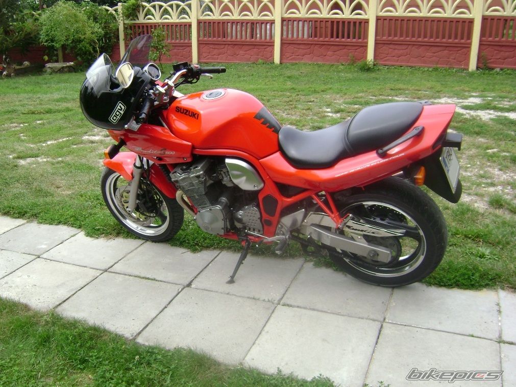 Photo 1405812