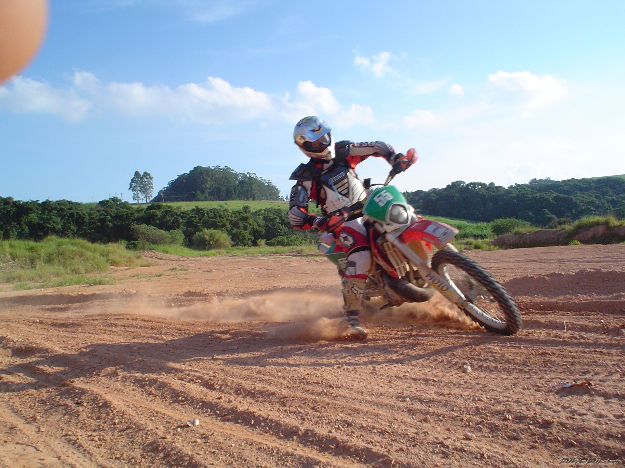 Bike Photo 1405835