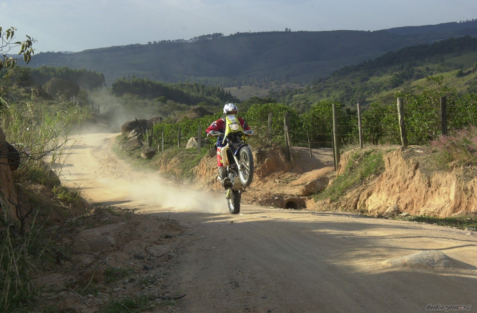 Bike Photo 1405872