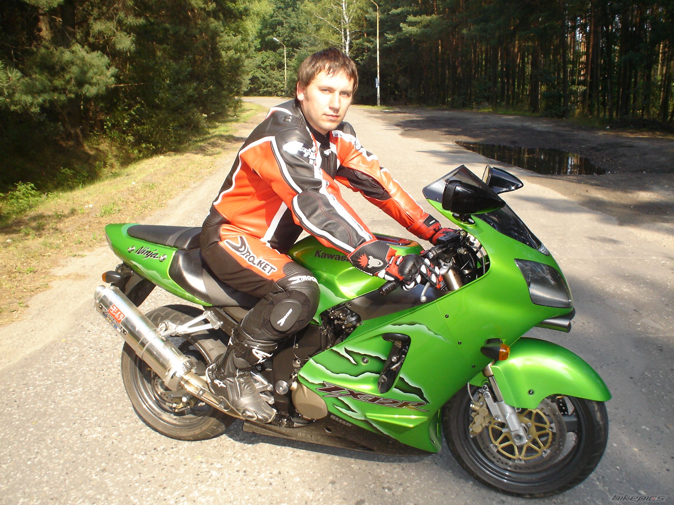 Photo 1406834