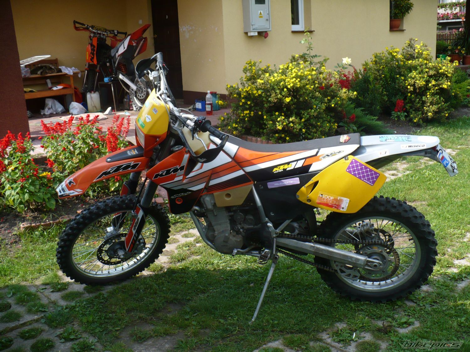 Photo 1409192