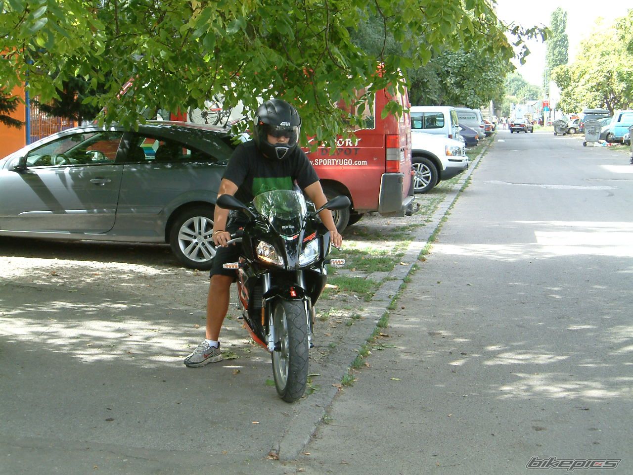 Photo 1409549
