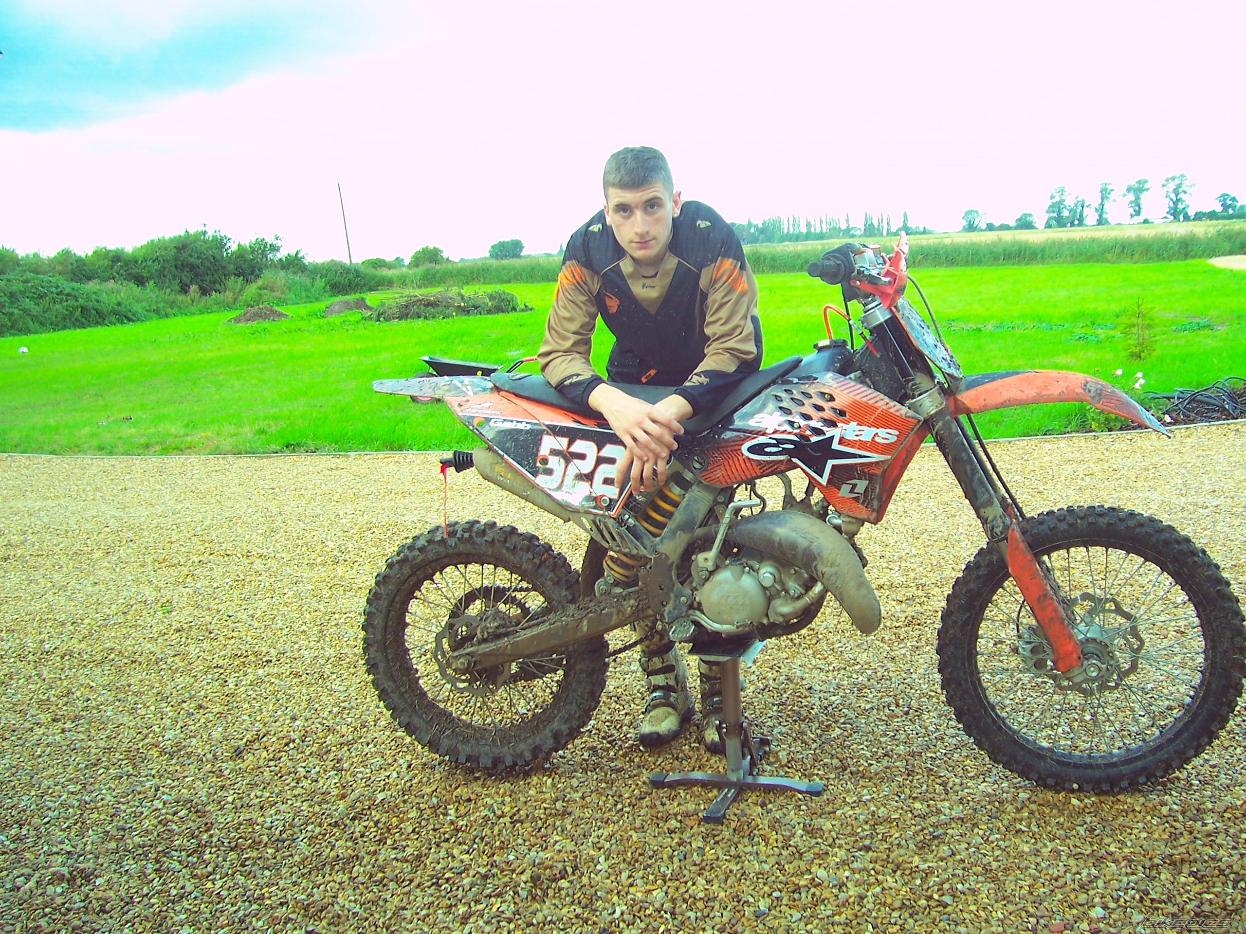 Bike Photo 1409654