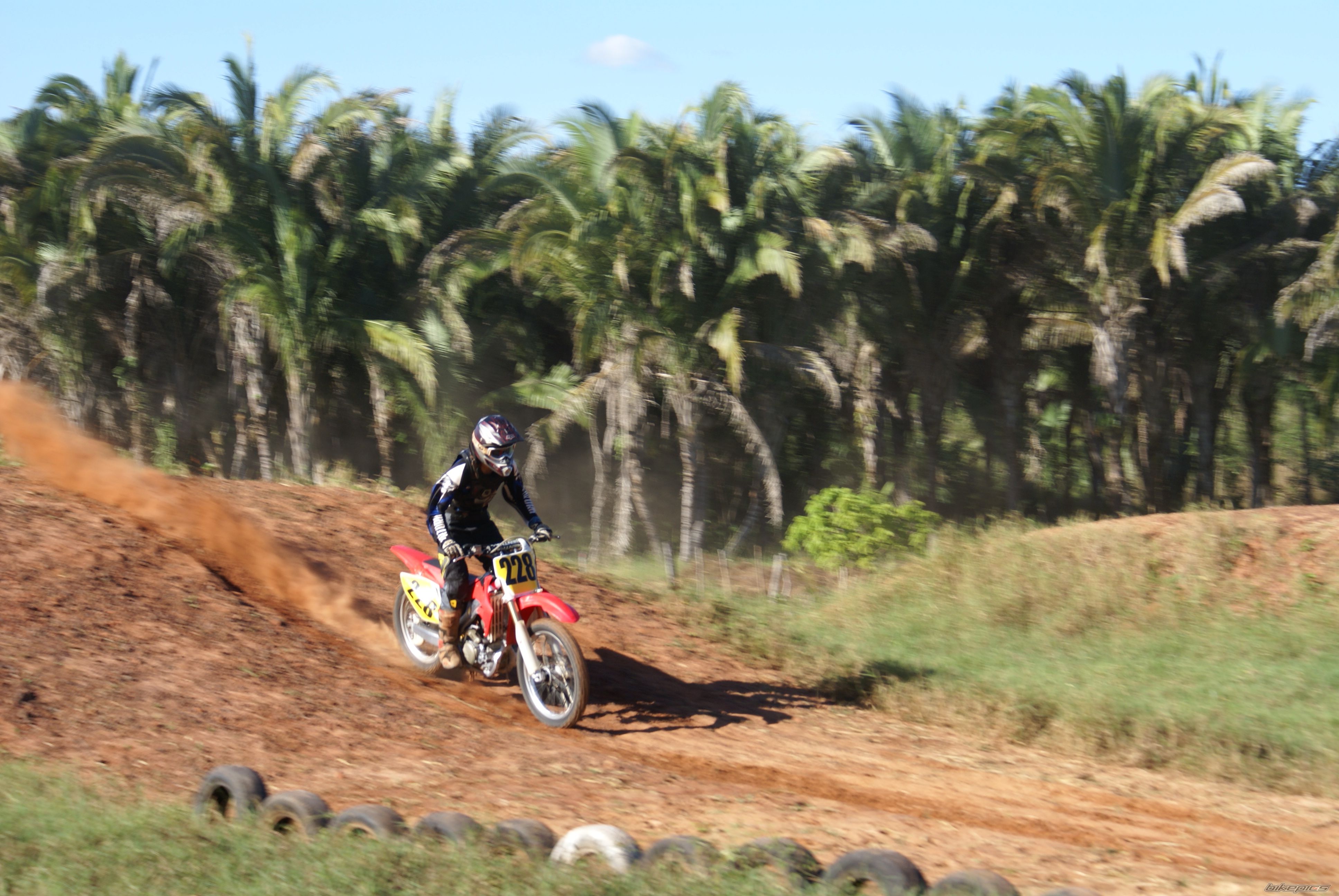 Bike Photo 1409797