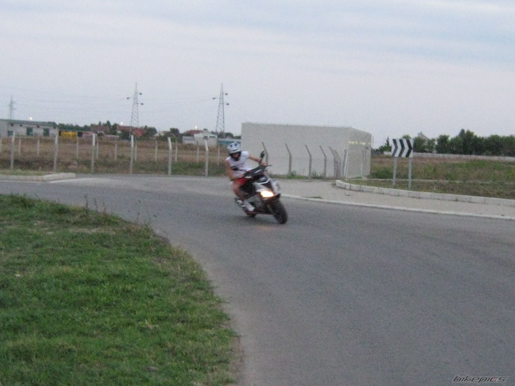 Bike Photo 1409903
