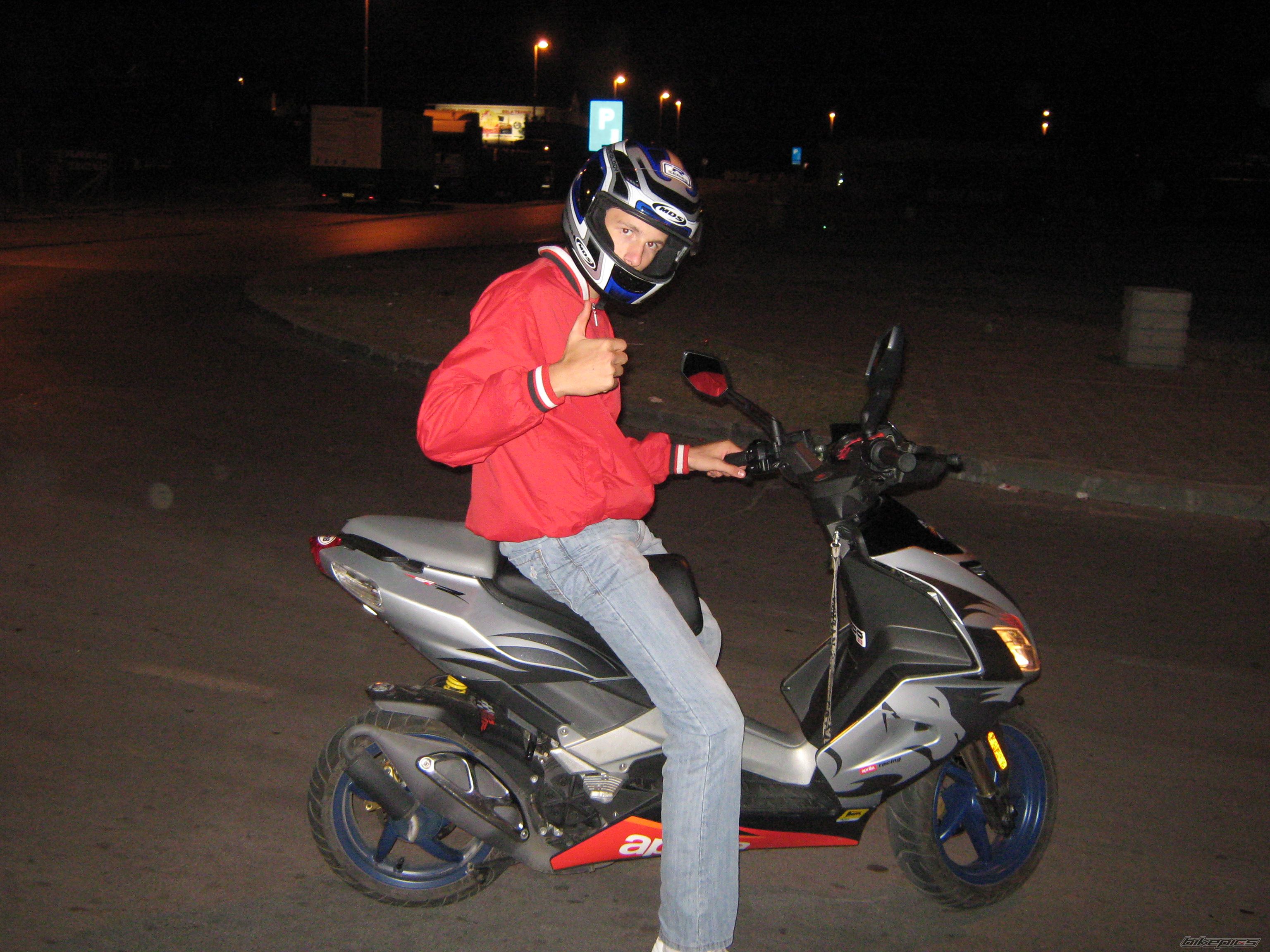 Bike Photo 1409915