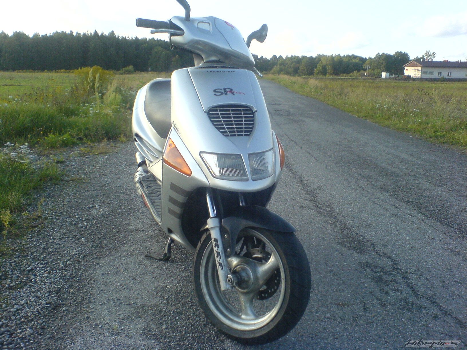 Photo 1410921