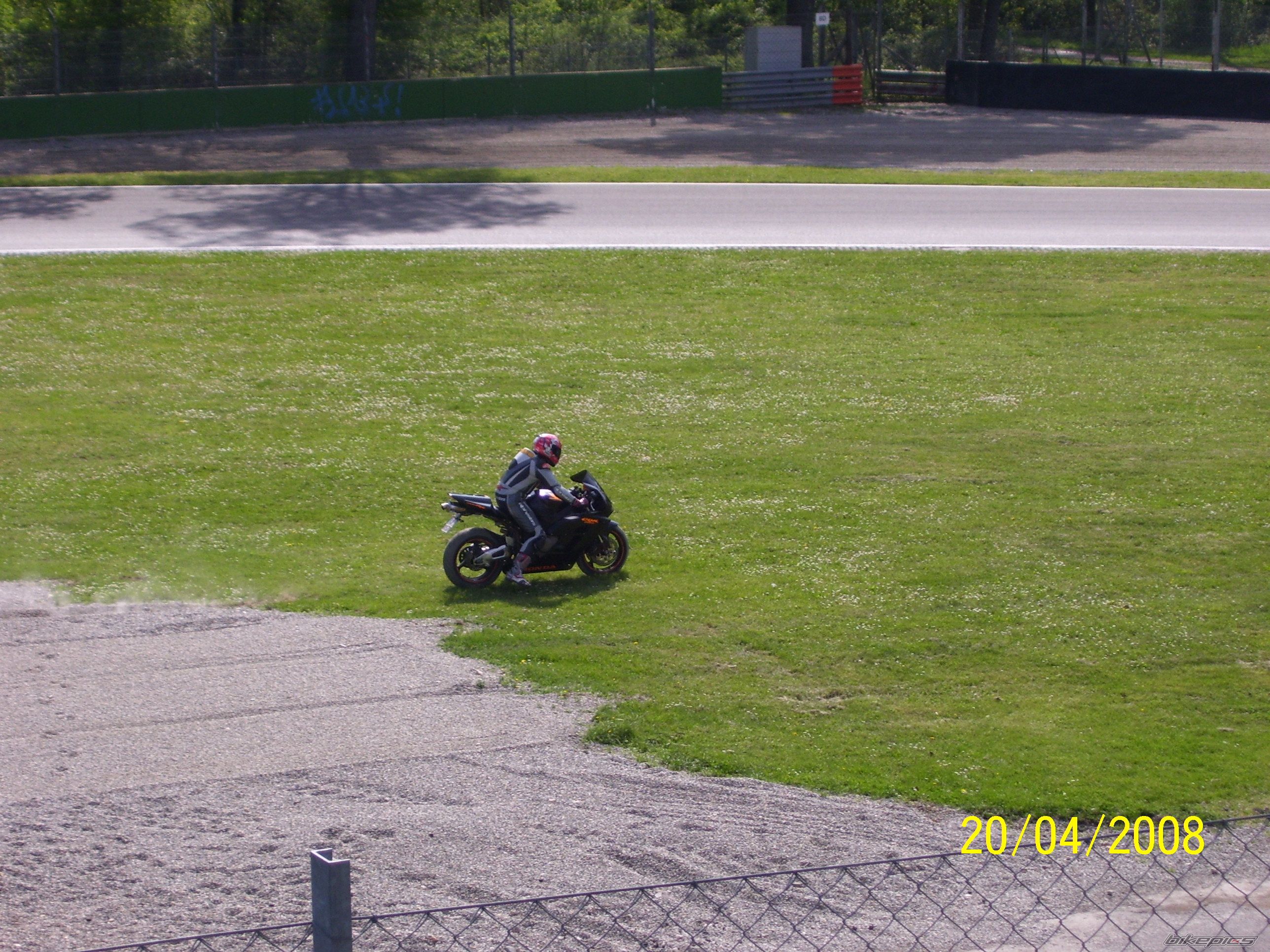 Photo 1411891