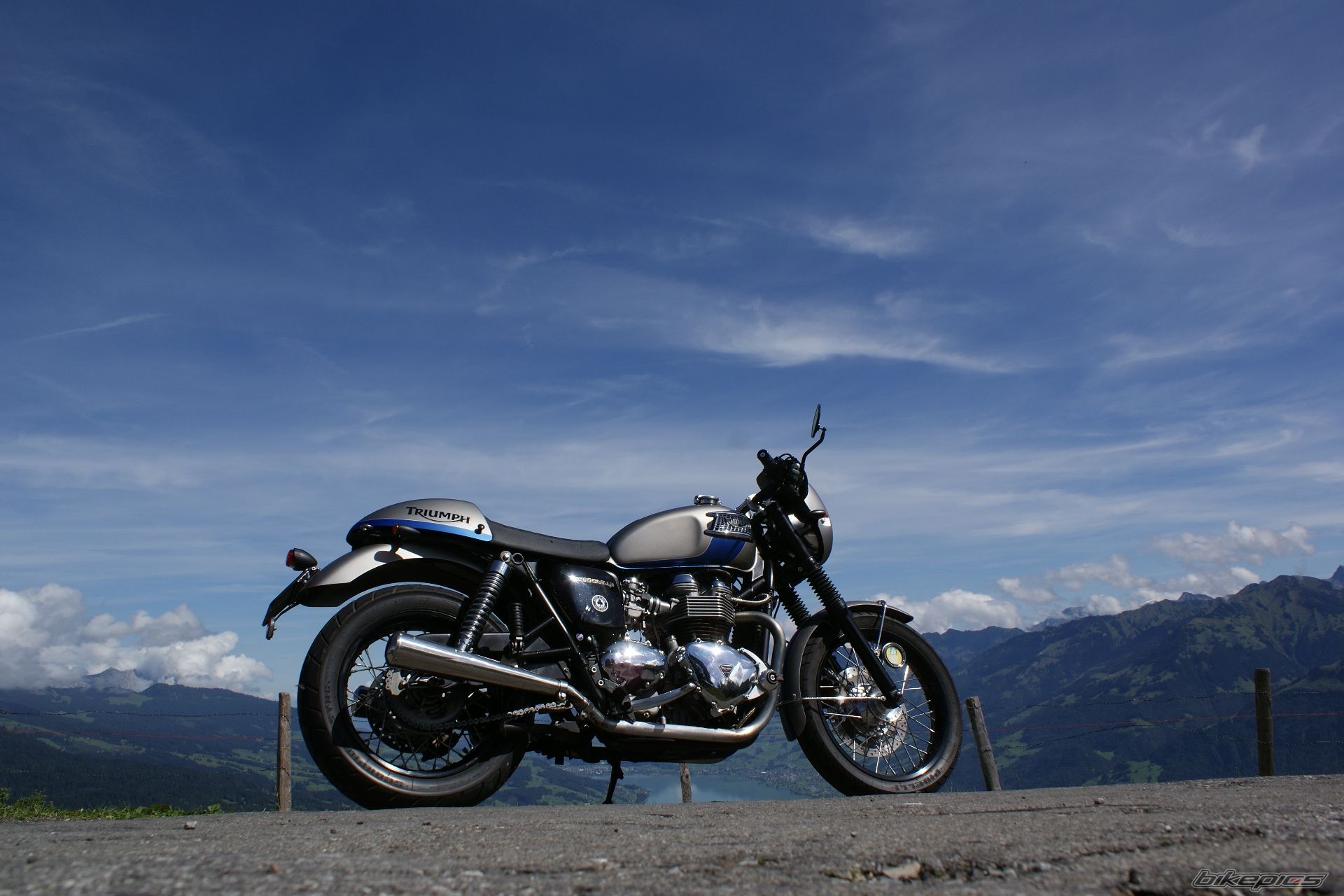 Bike Photo 1411955