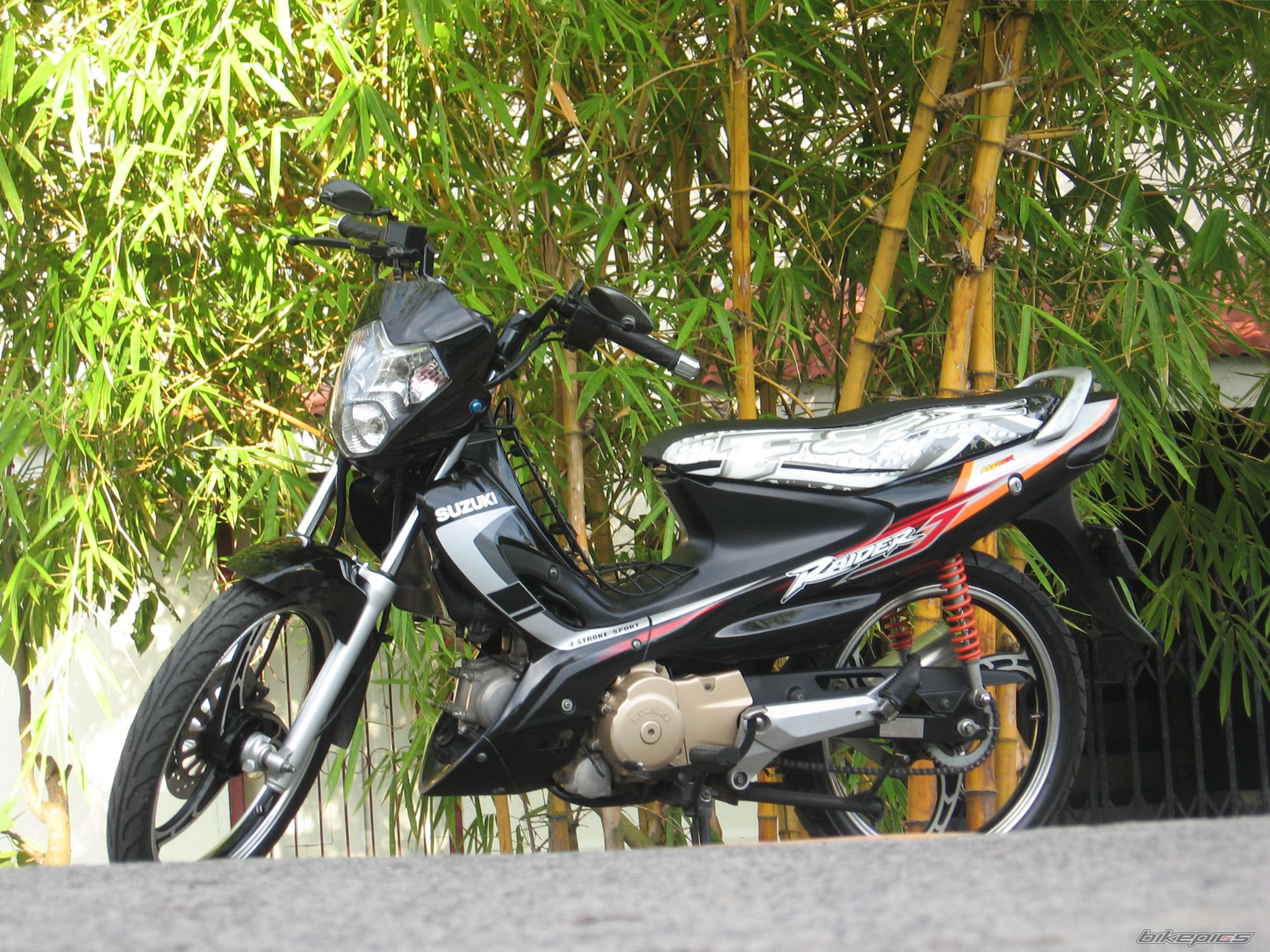 Photo 1412352