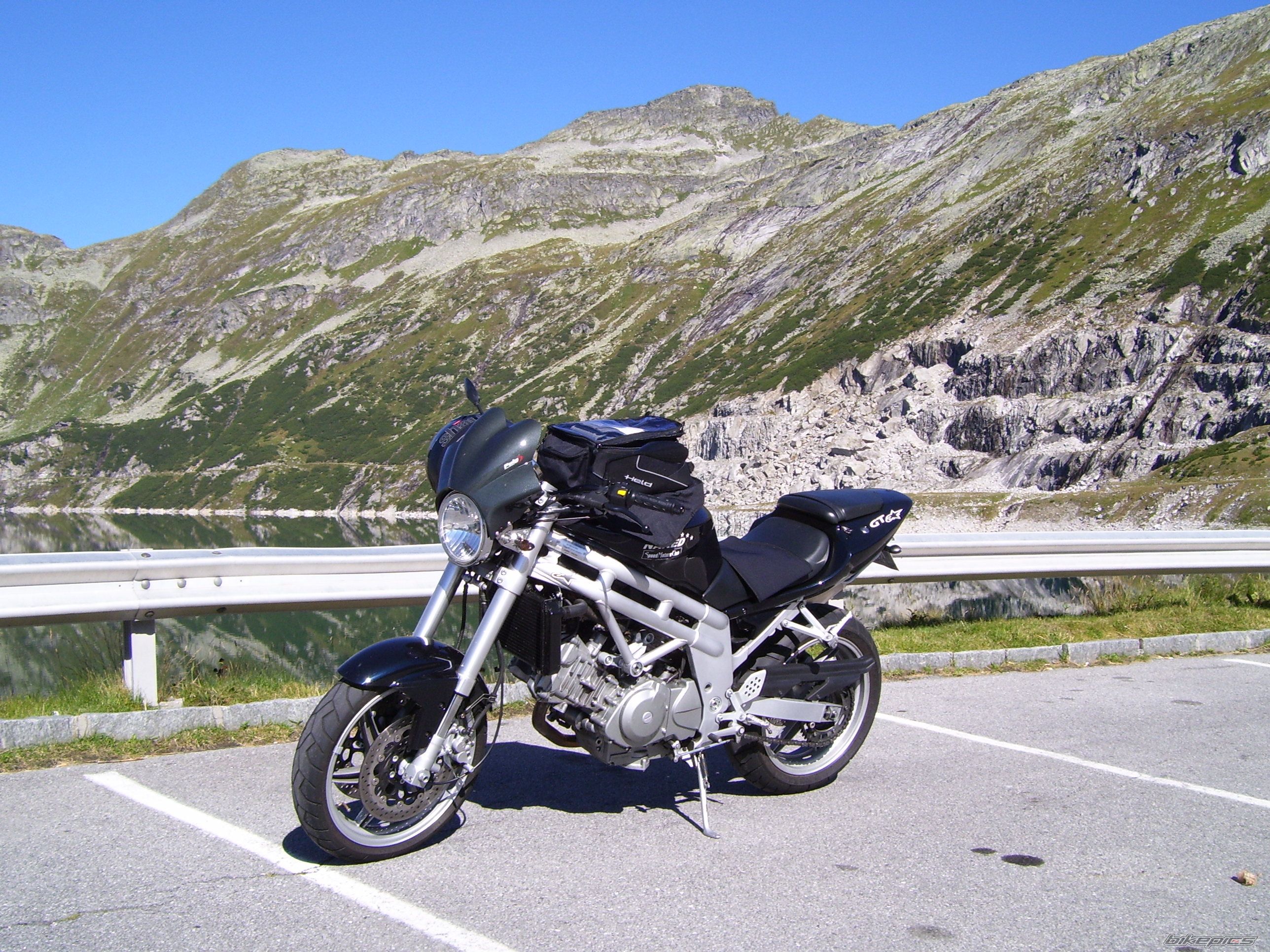 Photo 1412376