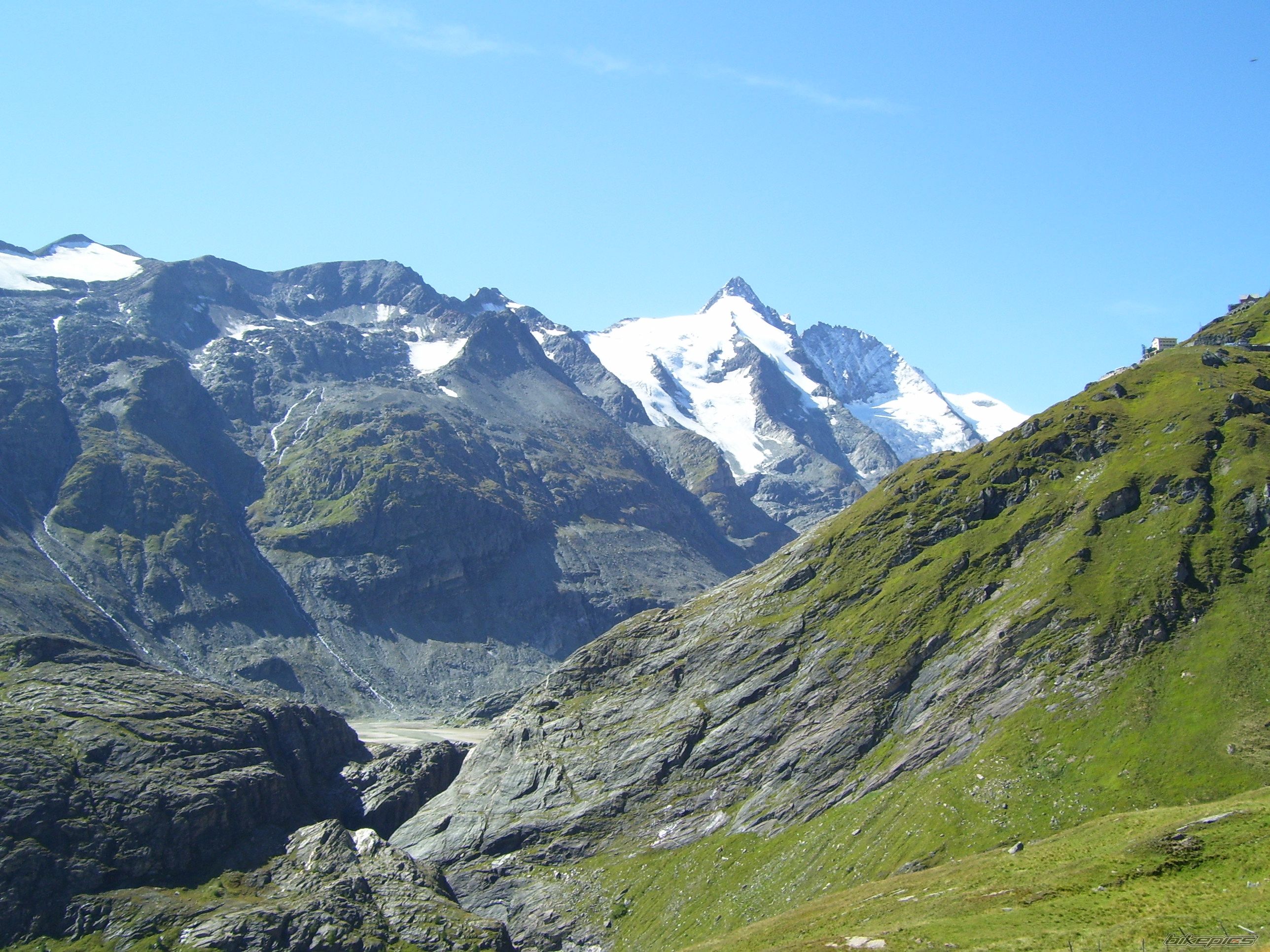 Photo 1412382