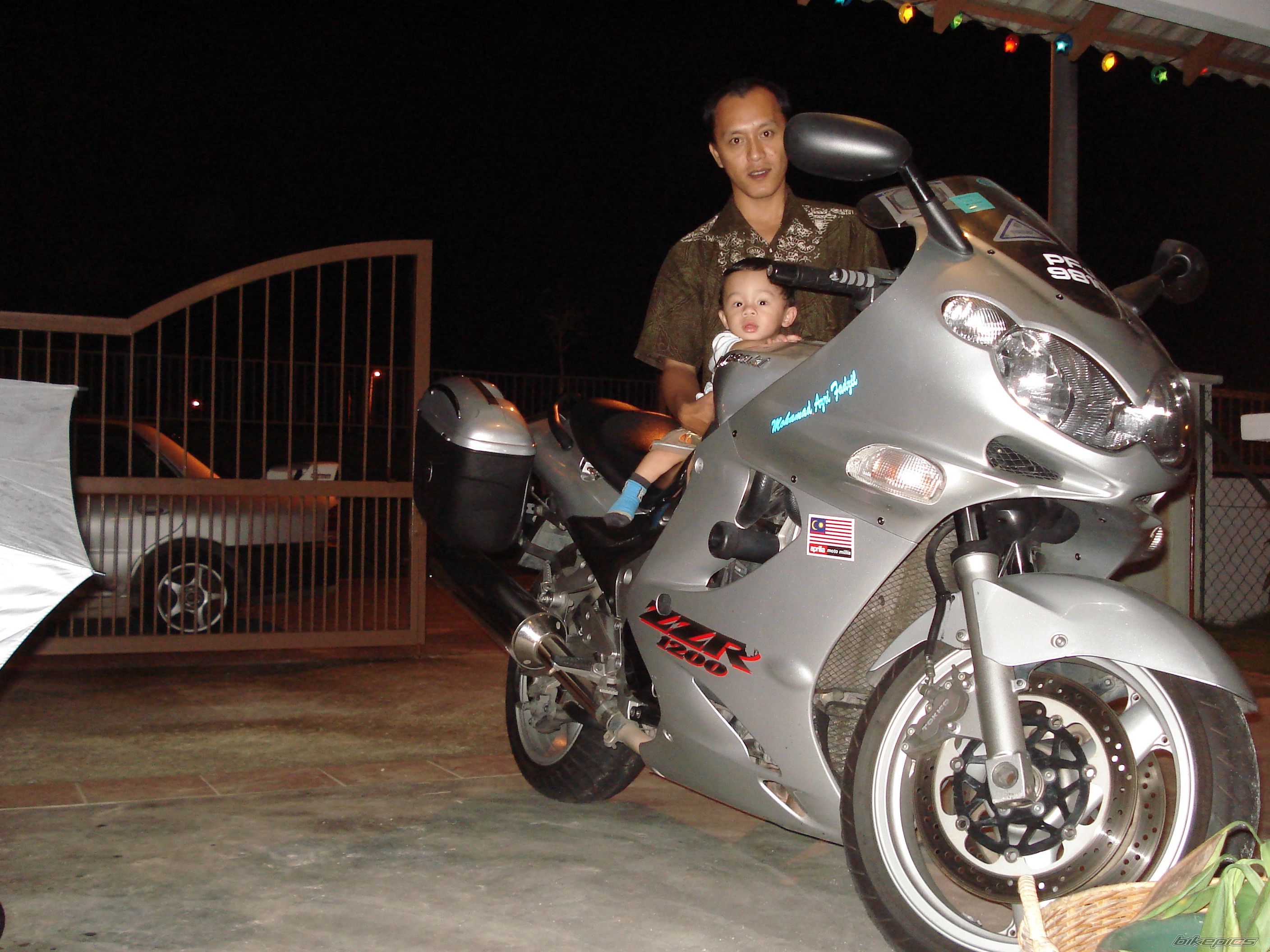 Photo 1412759